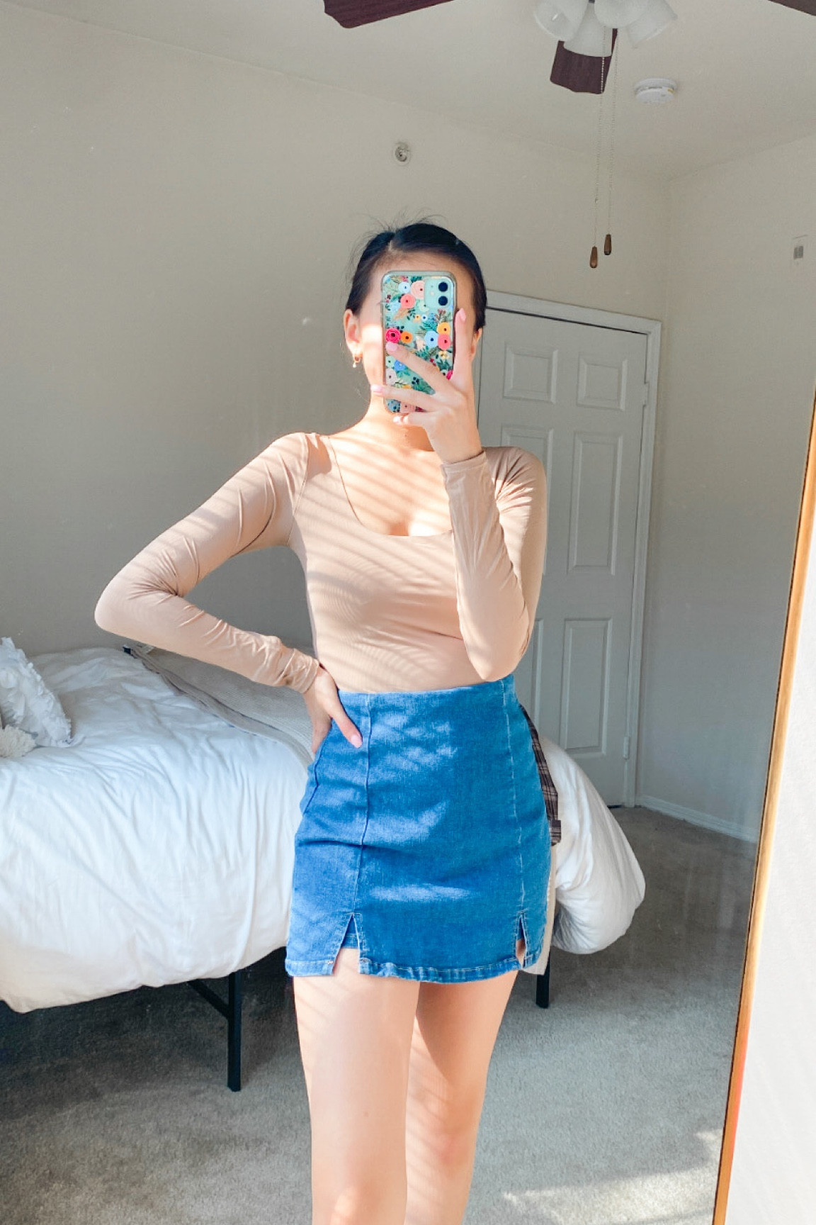 Top (XS), skirt (XS), denim skirt, amazon fashion, amazon basics, jean skirt 




#LTKstyletip #LTKSeasonal #LTKunder50