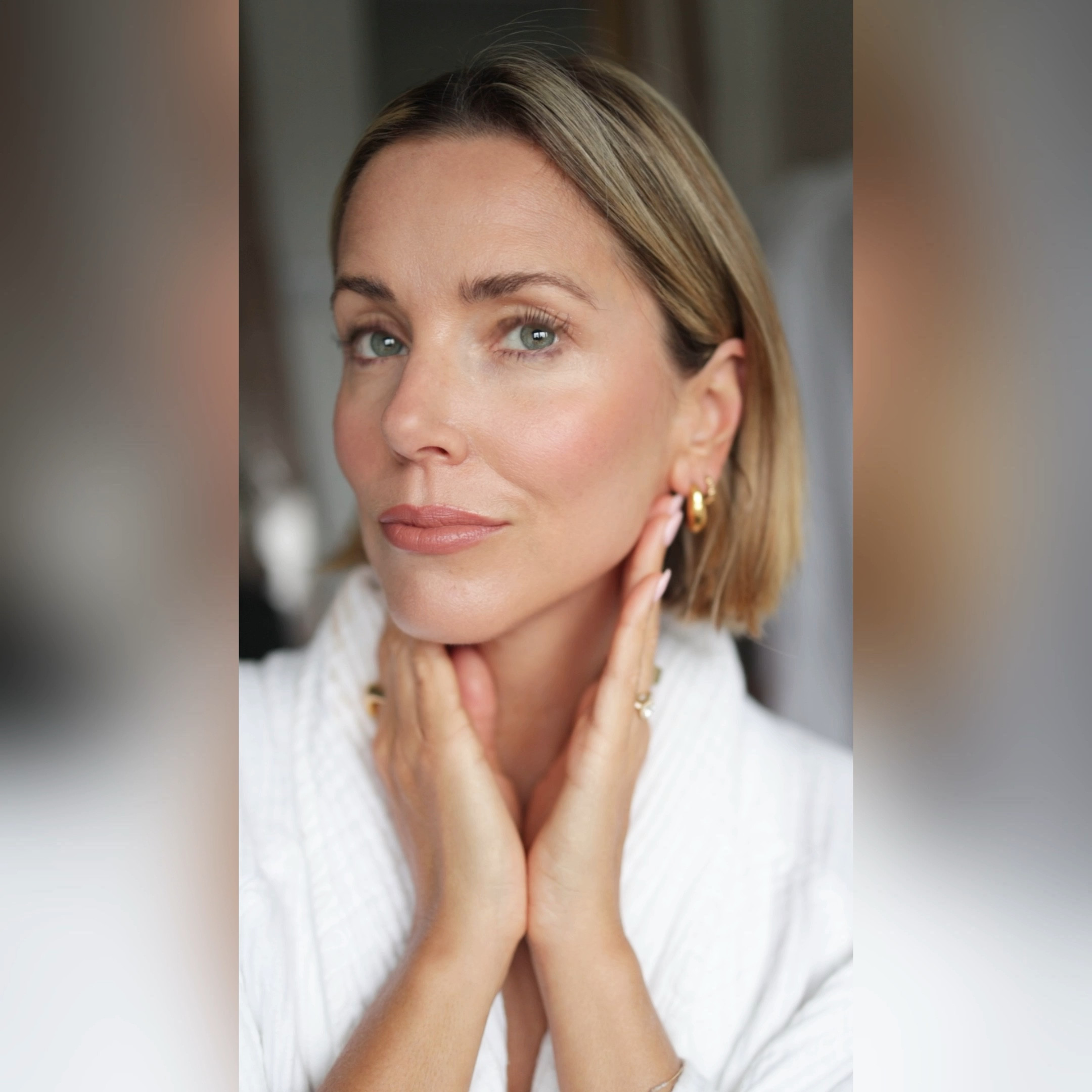 Lift and sculpt makeup
Prada foundation shade MN 40
Victoria Beckham Contour shade travertine
Armani luminous silk cheek tint shade rosy peach
Armani eye tint shade 30
Estée Lauder lip pencil shade spice 
Tom Ford lipstick shade sable smoke 

#LTKeurope #LTKxBootsBeauty #LTKuk