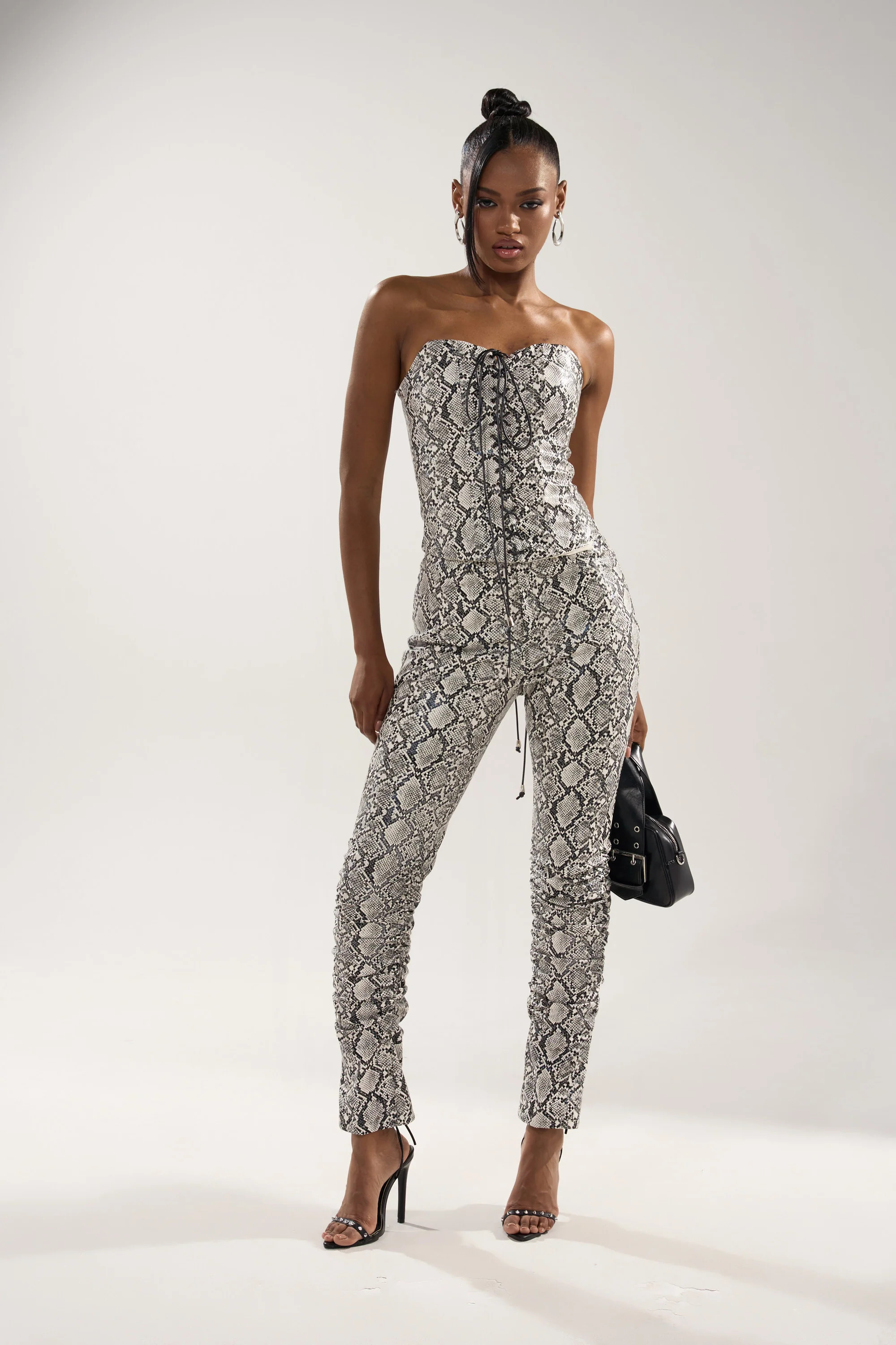 AKIRA Sneaky Little Snake Trouser Pants With Laceup On Butt | Black | Size 1X | AKIRA