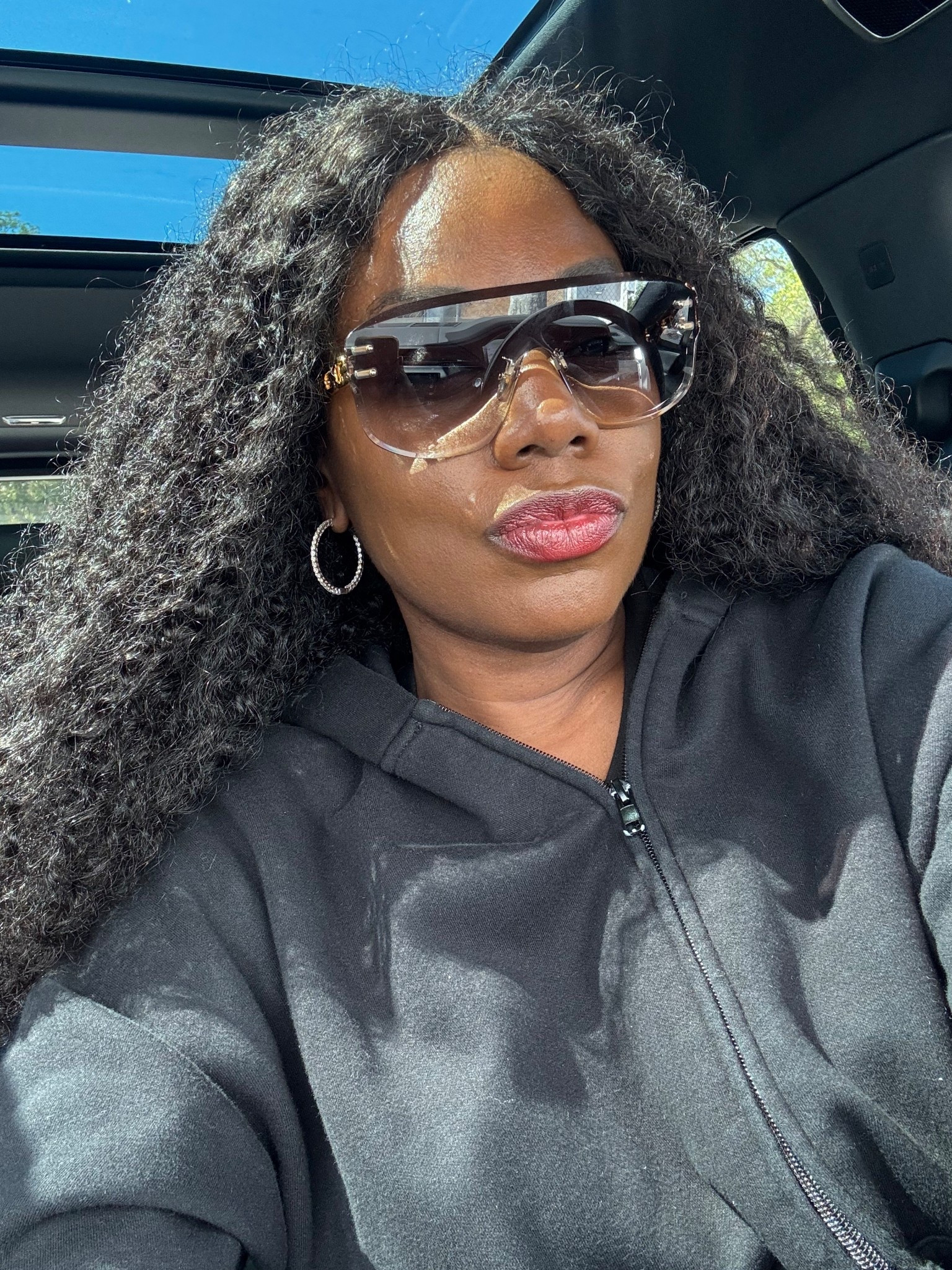 New hair and sunnies alert!!! 

#LTKdayinmylife #LTKOver40 #LTKBeauty