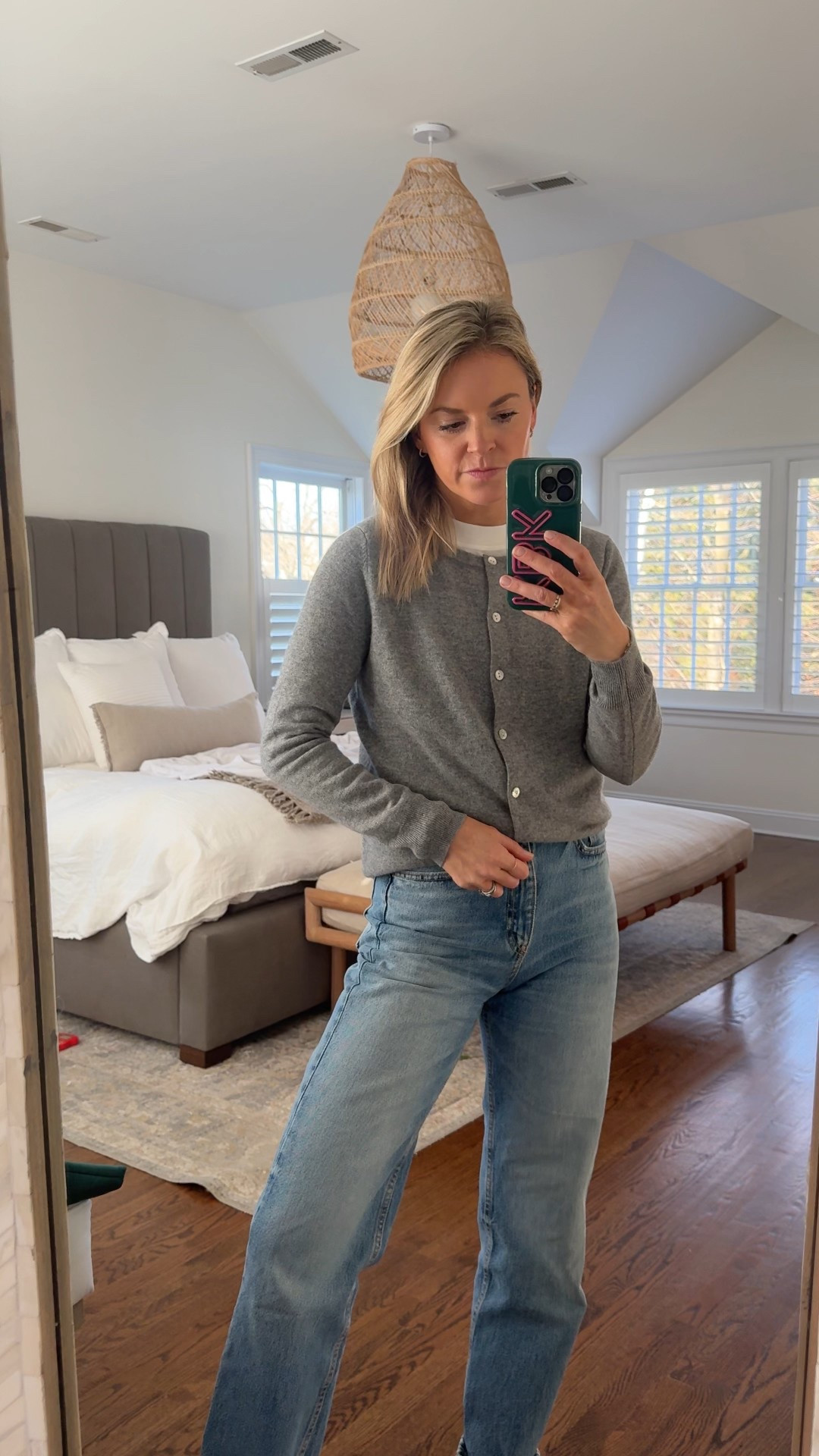 Casual outfit favorites
-small LS tee 
-small sweater 
-size 4 jeans, also linked similar 

#LTKFindsUnder50 #LTKFindsUnder100