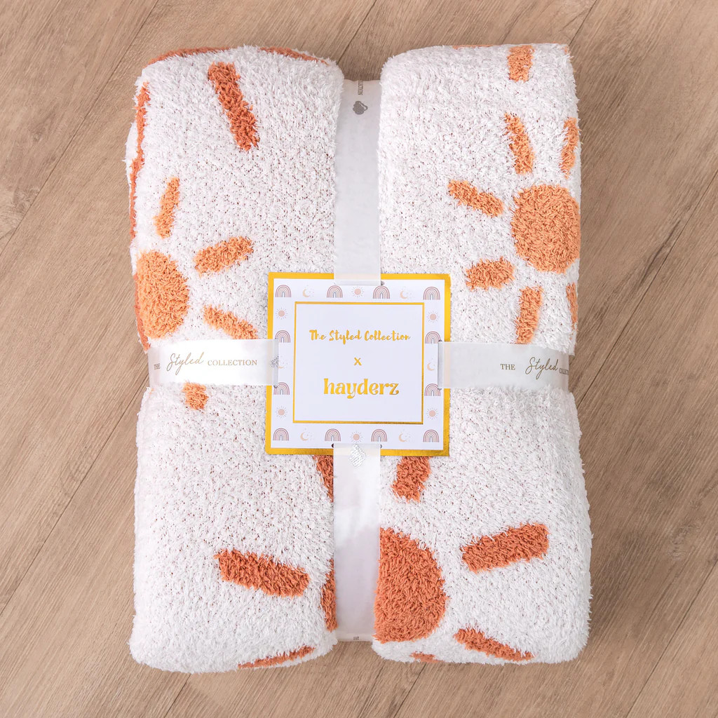 TSC x Hayderz: Sunny Buttery Blanket | The Styled Collection