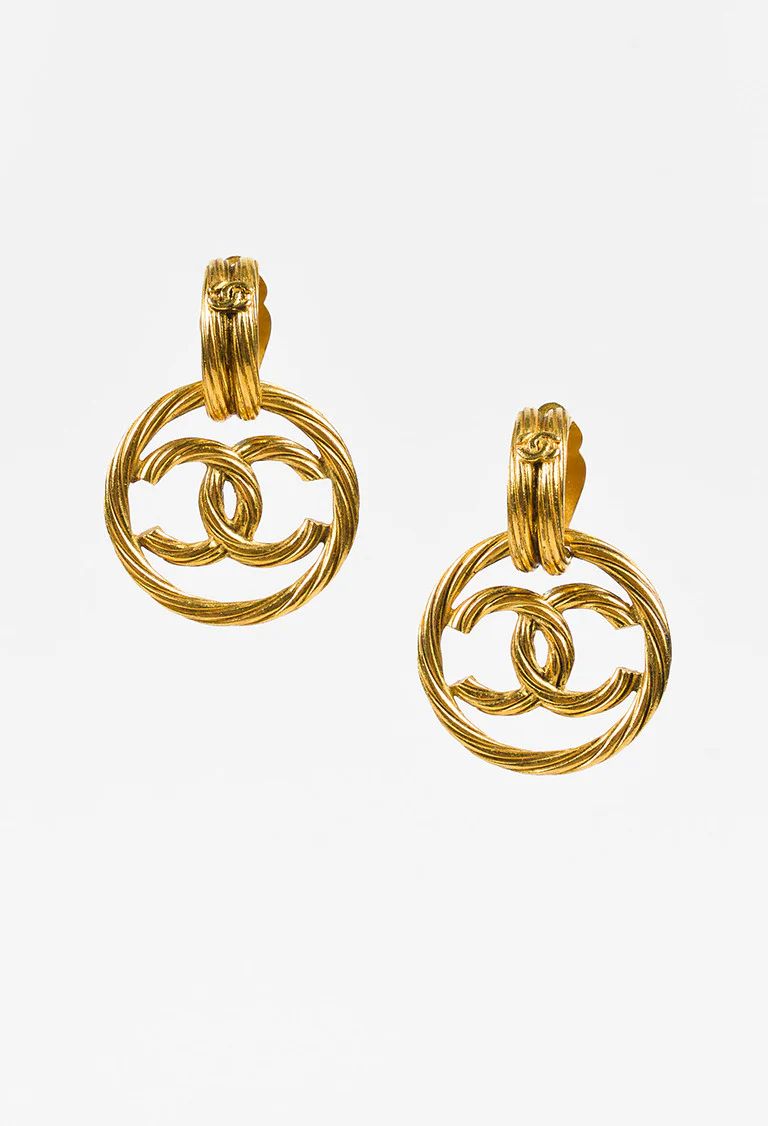 VINTAGE Chanel 95P Gold Tone Cable 'CC' Logo Hoop Clip On Earrings | Luxury Garage Sale