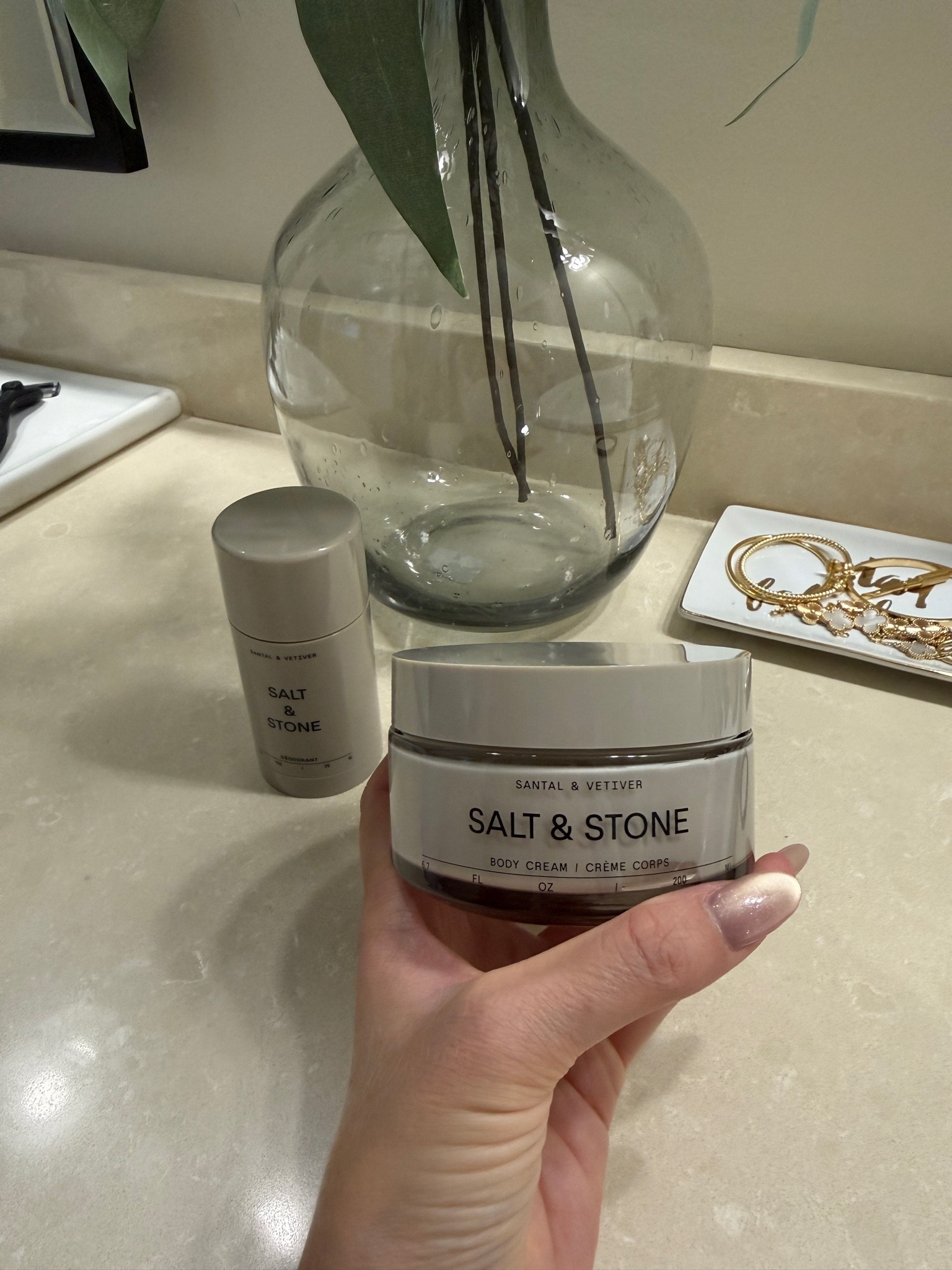 My favorite deodorant is on sale at Nordstrom’s! 

Also, this is my fave body cream!

#Nordstrom #Anniversary

#LTKselfcare #LTKSaleAlert #LTKgrwm #LTKmomlife #LTKmorningroutine