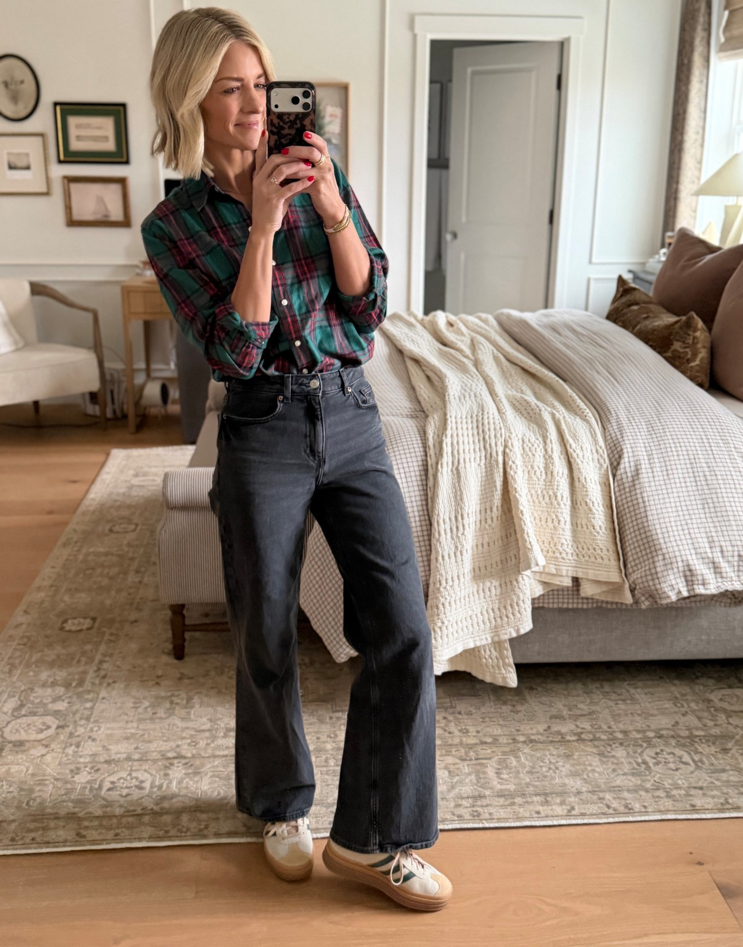 Loving this cute flannel! I’m wearing my normal size small. 

#LTKOver40 #LTKmomlife #LTKFindsUnder50