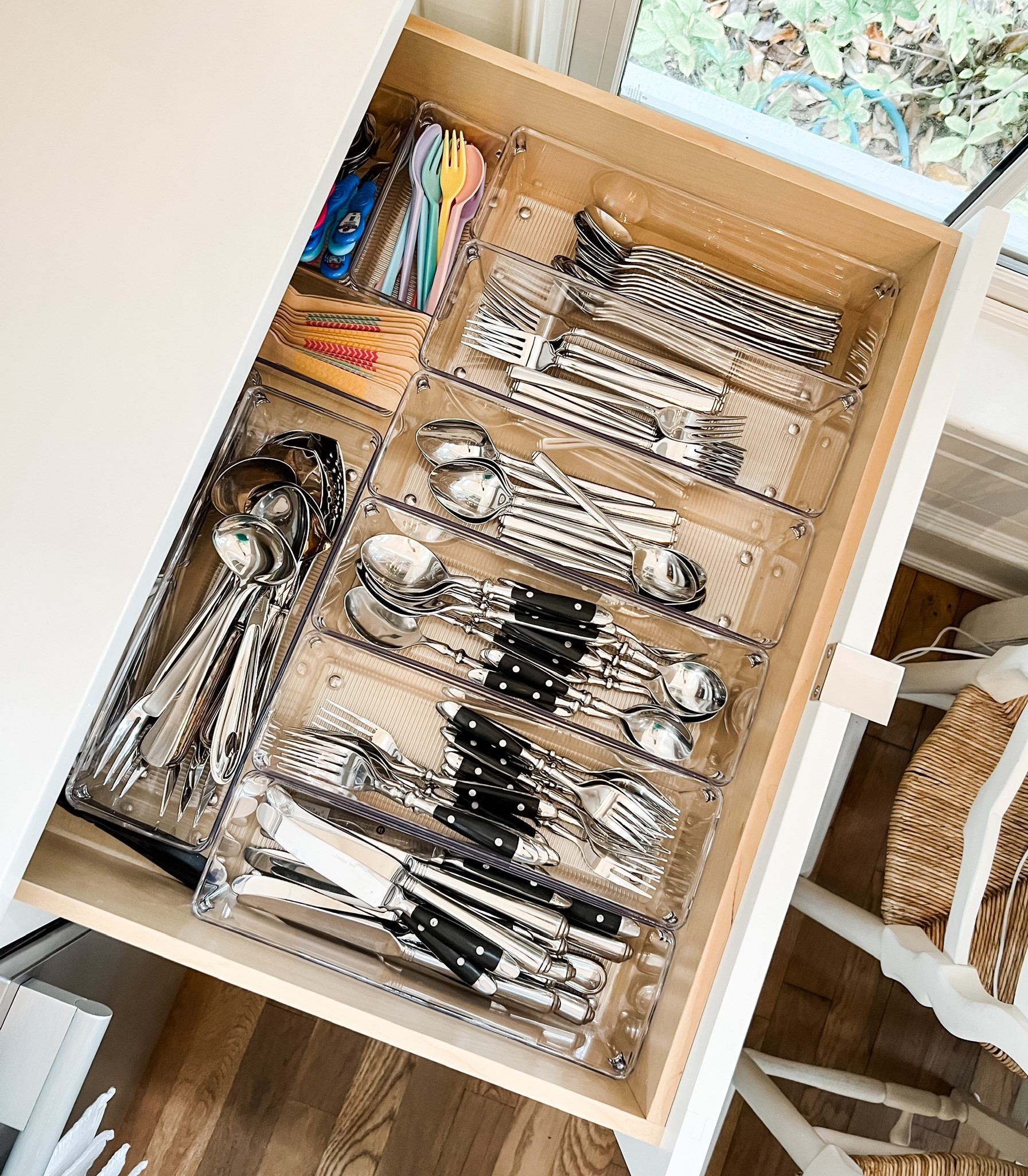 have you ever seen a silverware drawer look this good?! these little bins are magic✨🙌🏻

#LTKhome #LTKfamily