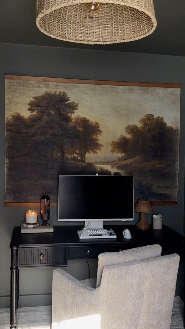 home office transformation 💻✨🤎


WFH, wfh home office, home office, moody home decor, room transformation, desk, office favorites, tapestry 

#LTKHome