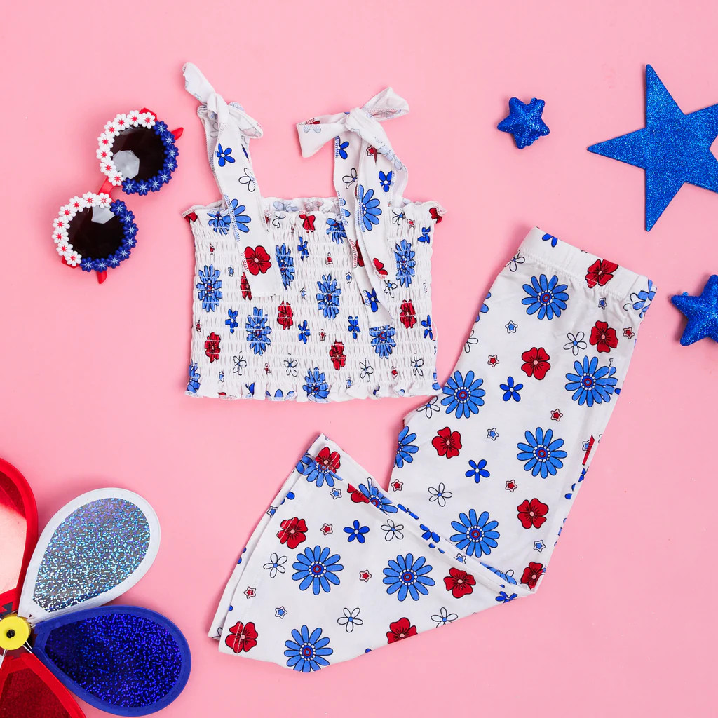 EXCLUSIVE FREEDOM BLOOMS DREAM SMOCKED FLARE SET | Dream Big Little Co.