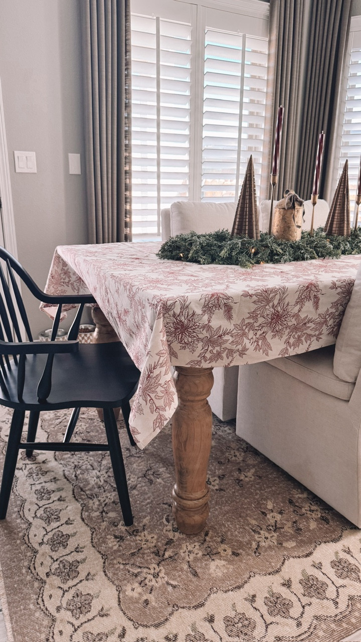 New chairs from @duhome.us is the upgrade our table needed. I love the style and wide seat plus it’s always nice to have extra seating especially during the holidays! 

Link in stories and bio