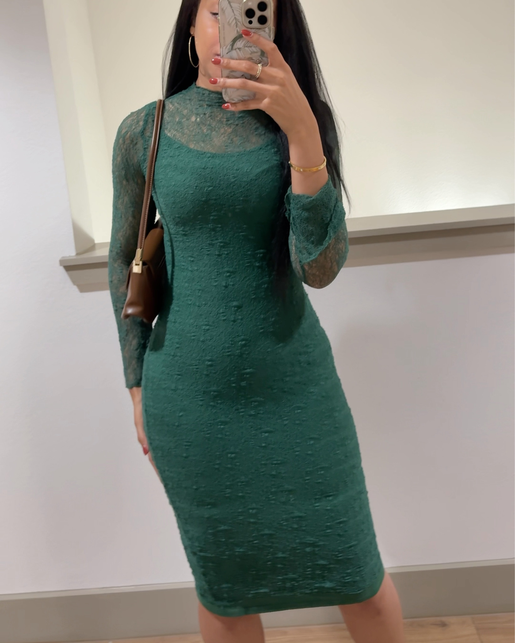 Cute Amazon fall dress under $40 💚 wearing size small, this one is so stretchy and perfect for date night, girls night, just for outside period!!! 😍 

Fall dress, Amazon finds, Amazon dress, fall dress, holiday party dress, green dress, classy

#LTKStyleTip #LTKItBag #LTKFindsUnder50