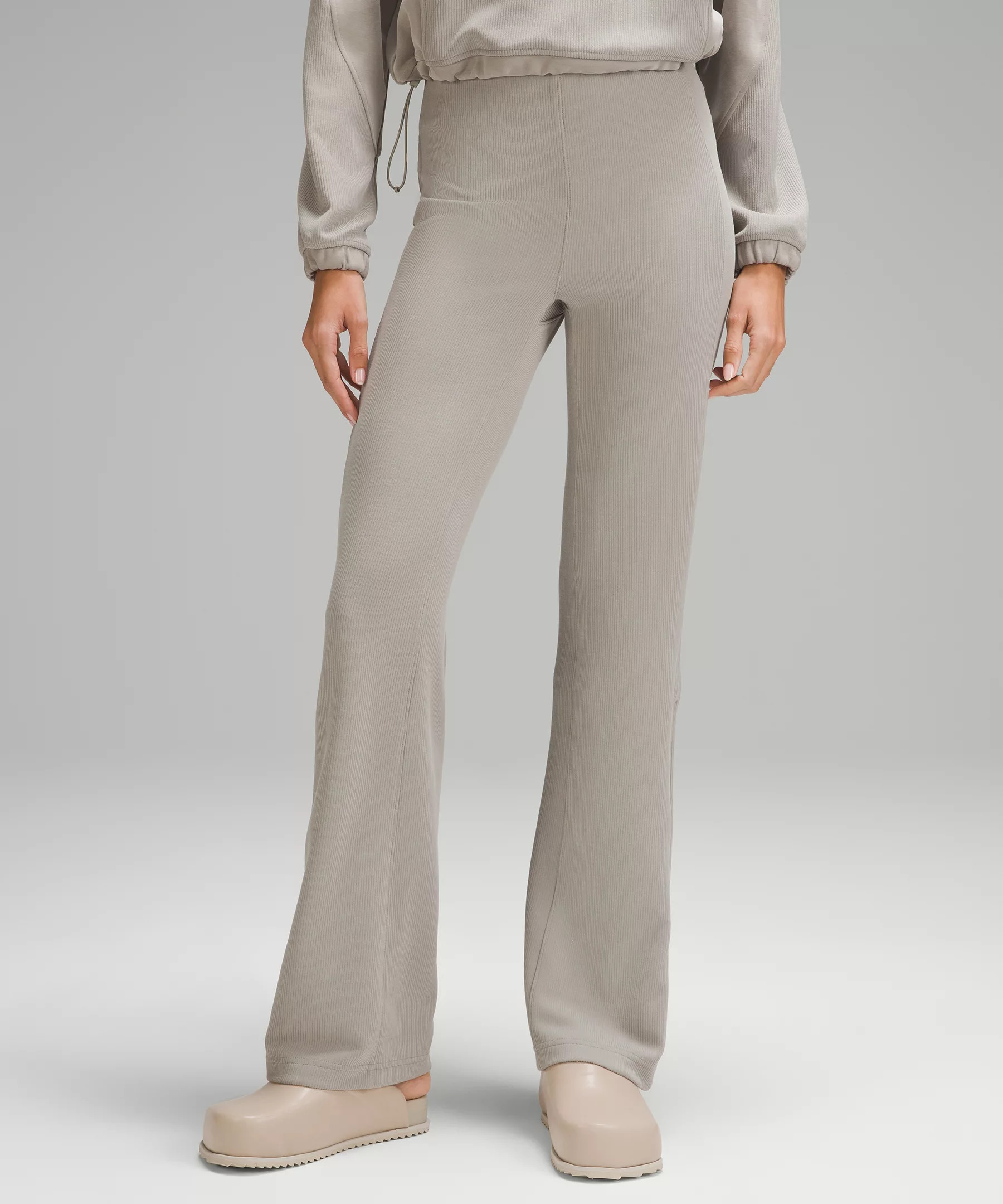 Brushed Softstreme Ribbed Zip Flared Pant 32.5" | Women's Sweatpants | lululemon | Lululemon (US)