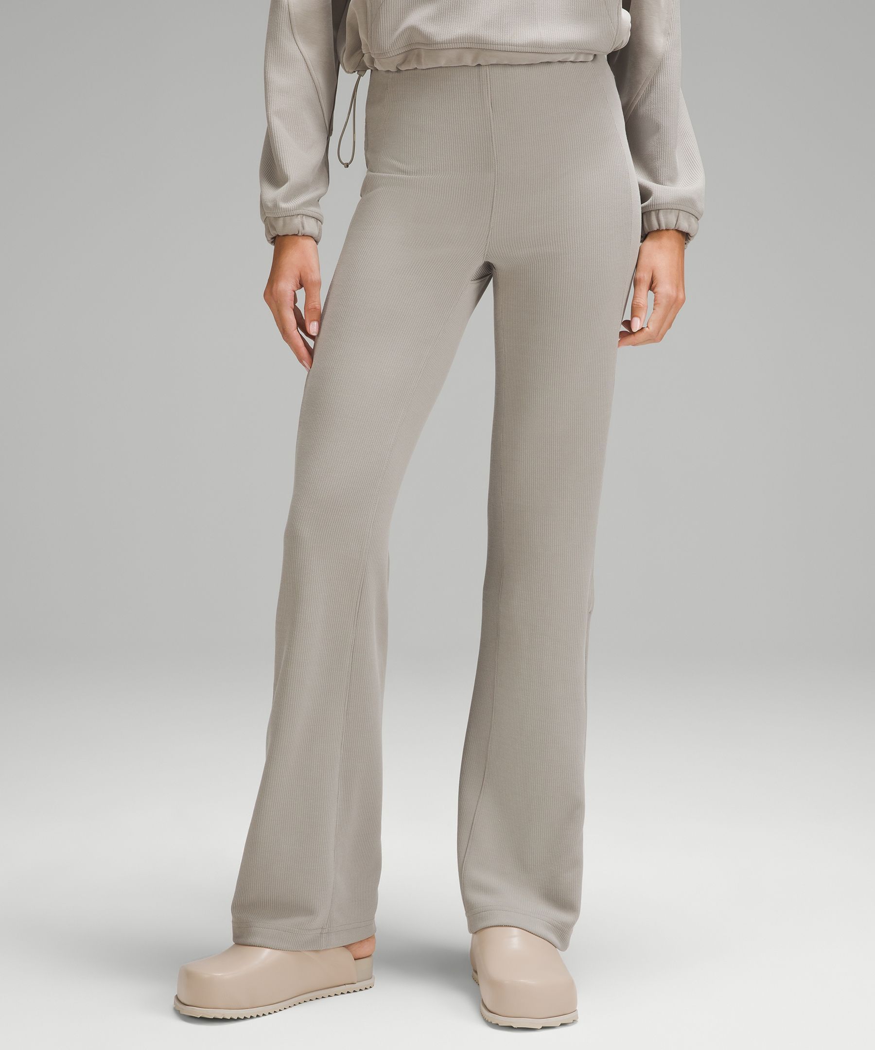 Brushed Softstreme Ribbed Zip Flared Pant 32.5" | Women's Sweatpants | lululemon | Lululemon (US)
