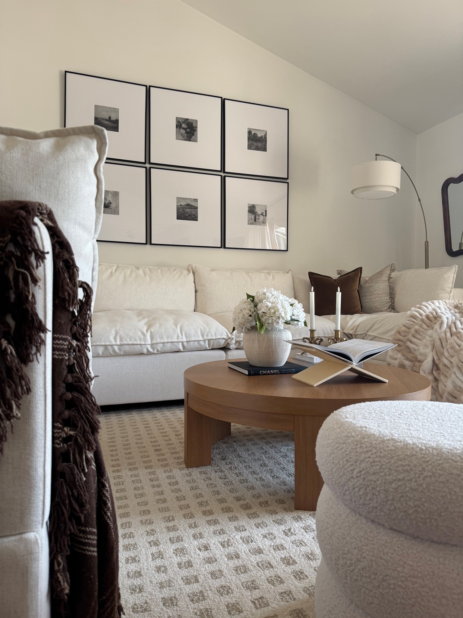 Living room 🤍

#LTKSaleAlert #LTKHome