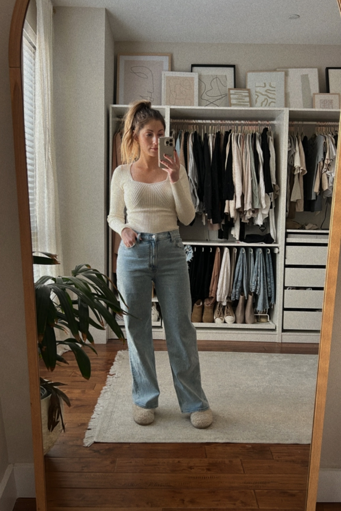 The best Abercrombie and the best 90s style baggy jeans on sale today for 25% off through the app only! 

#LTKstyletip #LTKsalealert #LTKxAF