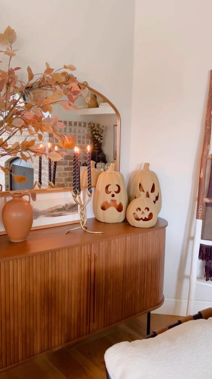DIY pumpkin terracotta #spookyseason #halloween2024 #halloween  

#LTKHome #LTKSeasonal #LTKVideo