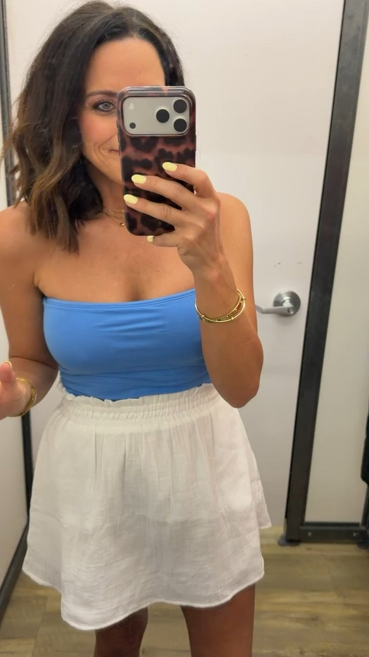 Okay wait… this skort is SO good 🤍 The gauze fabric is lightweight and breathable, plus it has built-in shorts which makes it perfect for everyday summer outfits, vacations, beach days, and casual warm weather looks. 

#oldnavystyle #summeroutfit #skortstyle #casualsummeroutfit #vacationoutfit #beachoutfit #everydaystyle #ltkstyle #ltkfashion