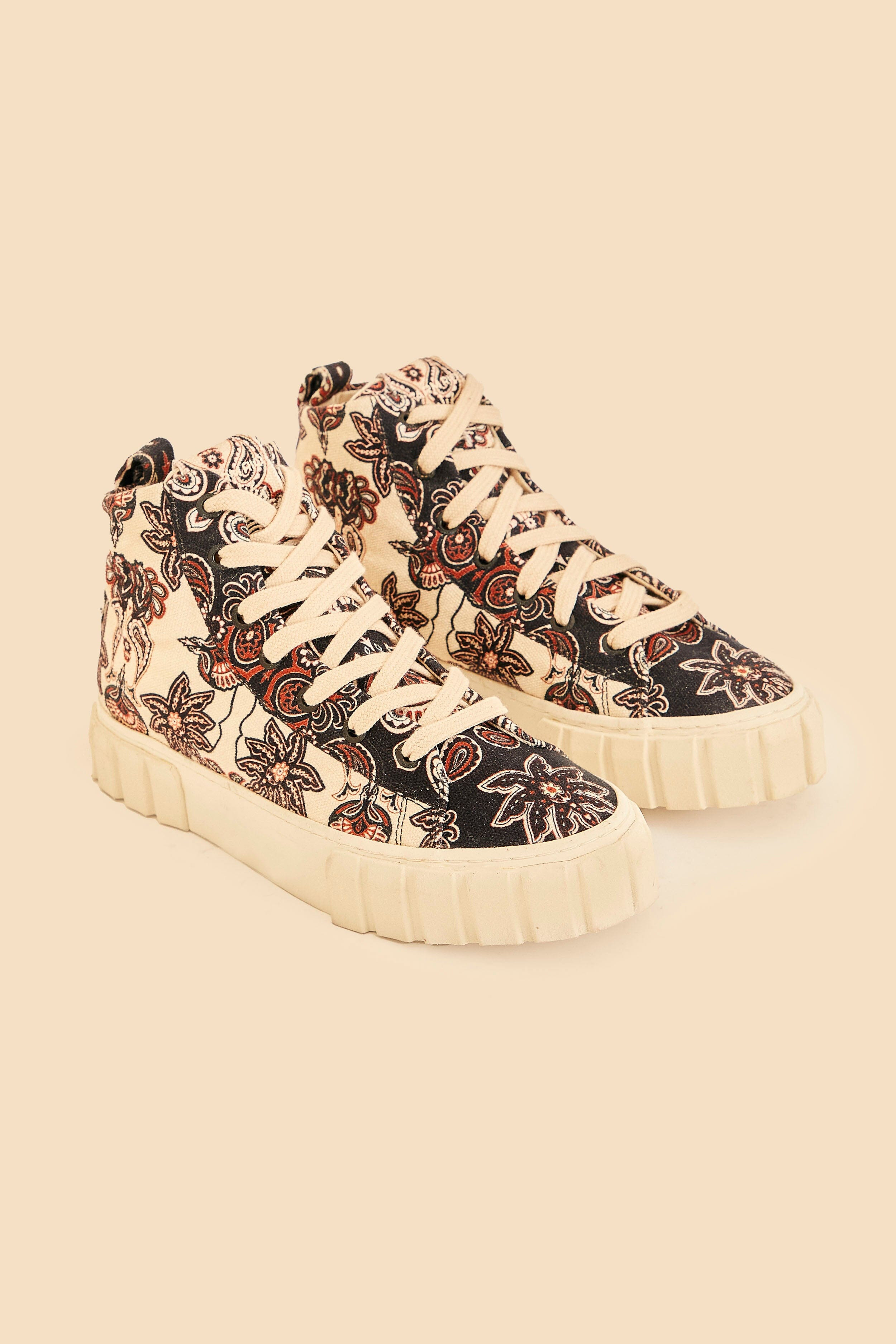 B&W Sweet Mermaids Flatform Sneaker | FarmRio (US)