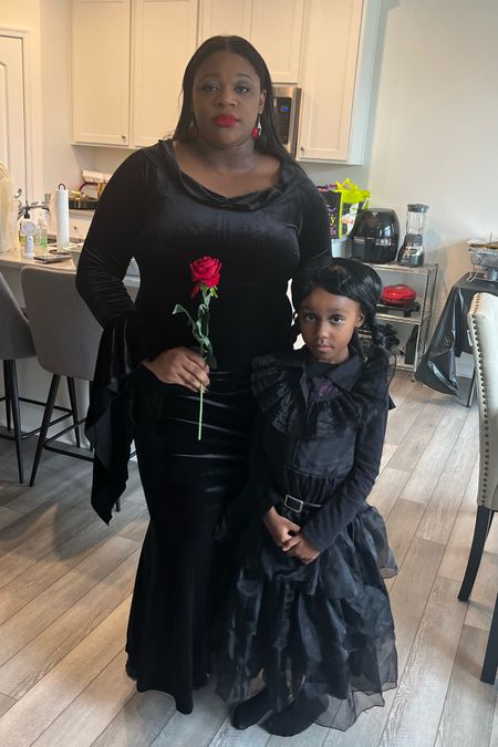 Morticia + Wednesday Addams 🕷️

Costume Ideas | Family Costumes

#LTKHalloween #LTKkids #LTKfamily