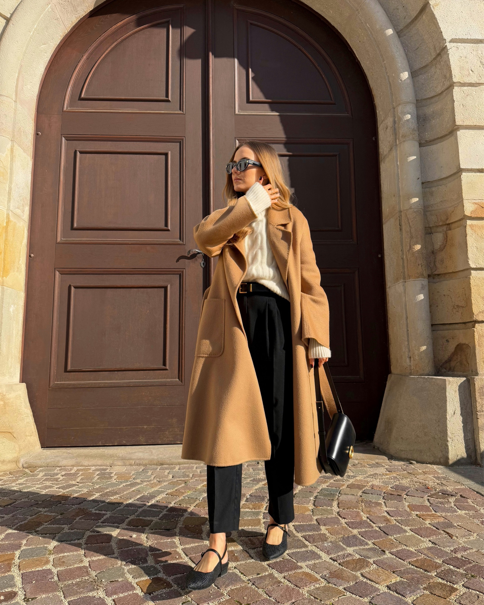 the investment edit: Pissenlit camel coat

a camel coat has been a staple in my style for as long as I can remember — today I wanted to show you 5 ways to wear this cashmere-wool perfection that has proved time and time again that clean and simple pieces go a long way. 

camel coat outfits | timeless style | wardrobe staples | classic coat | cashmere coat

#LTKItBag #LTKWorkwear #LTKStyleTip