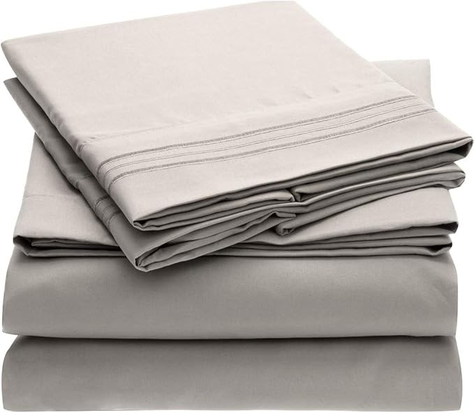 Mellanni Twin XL Sheet Set - Brushed Microfiber 1800 Bedding - Wrinkle, Fade, Stain Resistant - 3... | Amazon (US)
