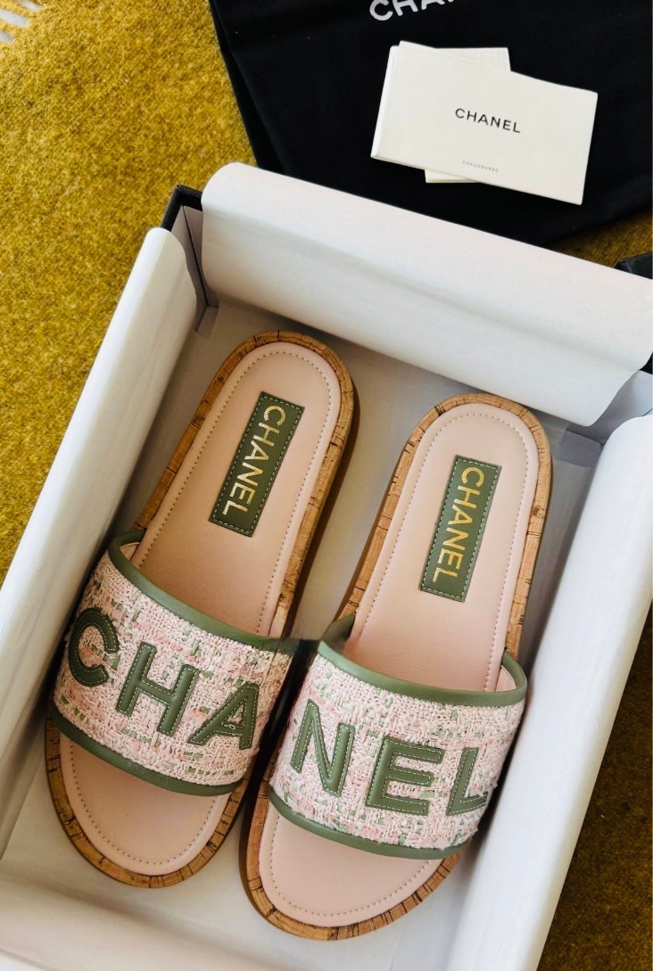 So gorgeous elegant qualities is 100% amazing!!!

#LTKShoeCrush #LTKxMadewell #LTKStyleTip