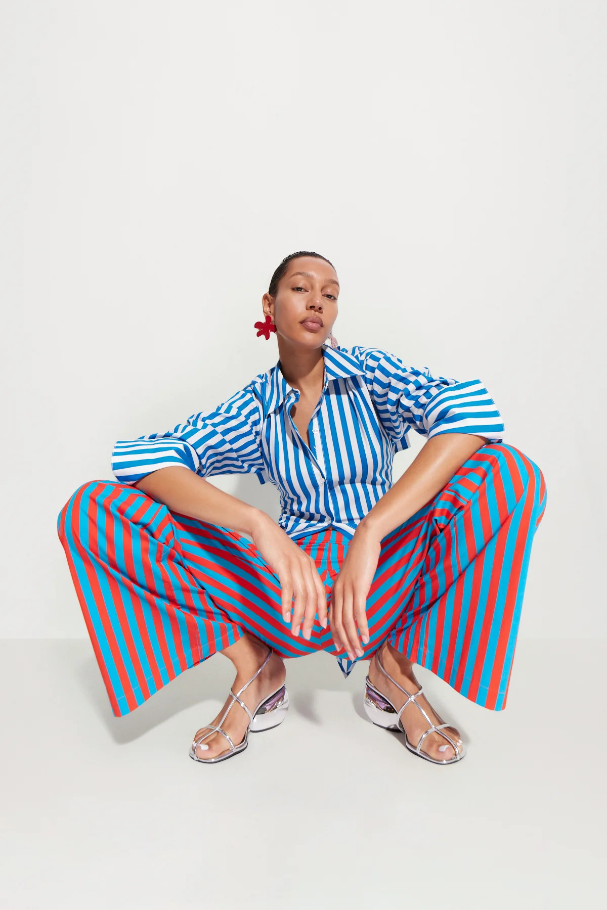 Pia
           Striped Poplin Pant in Blue/Paprika Stripe | Simon Miller