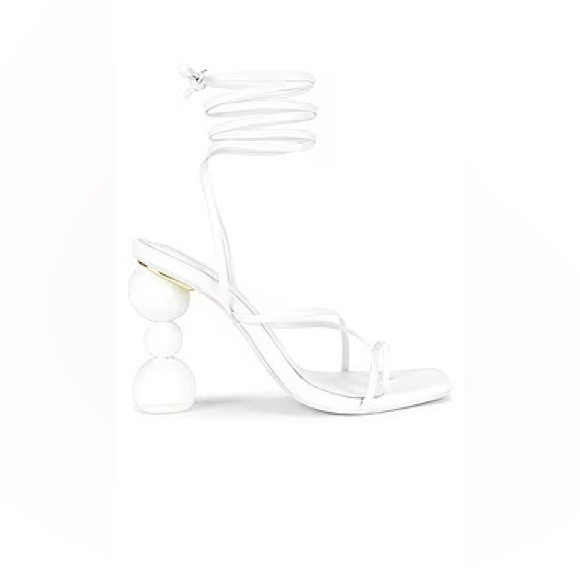 Gelato Heel in White
Song of Style | Poshmark