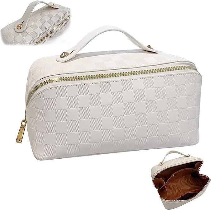 ELAPOTI Checkered Makeup Bag, Large Capacity Travel Cosmetic Bag - Multifunctional Makeup Bag for... | Amazon (US)
