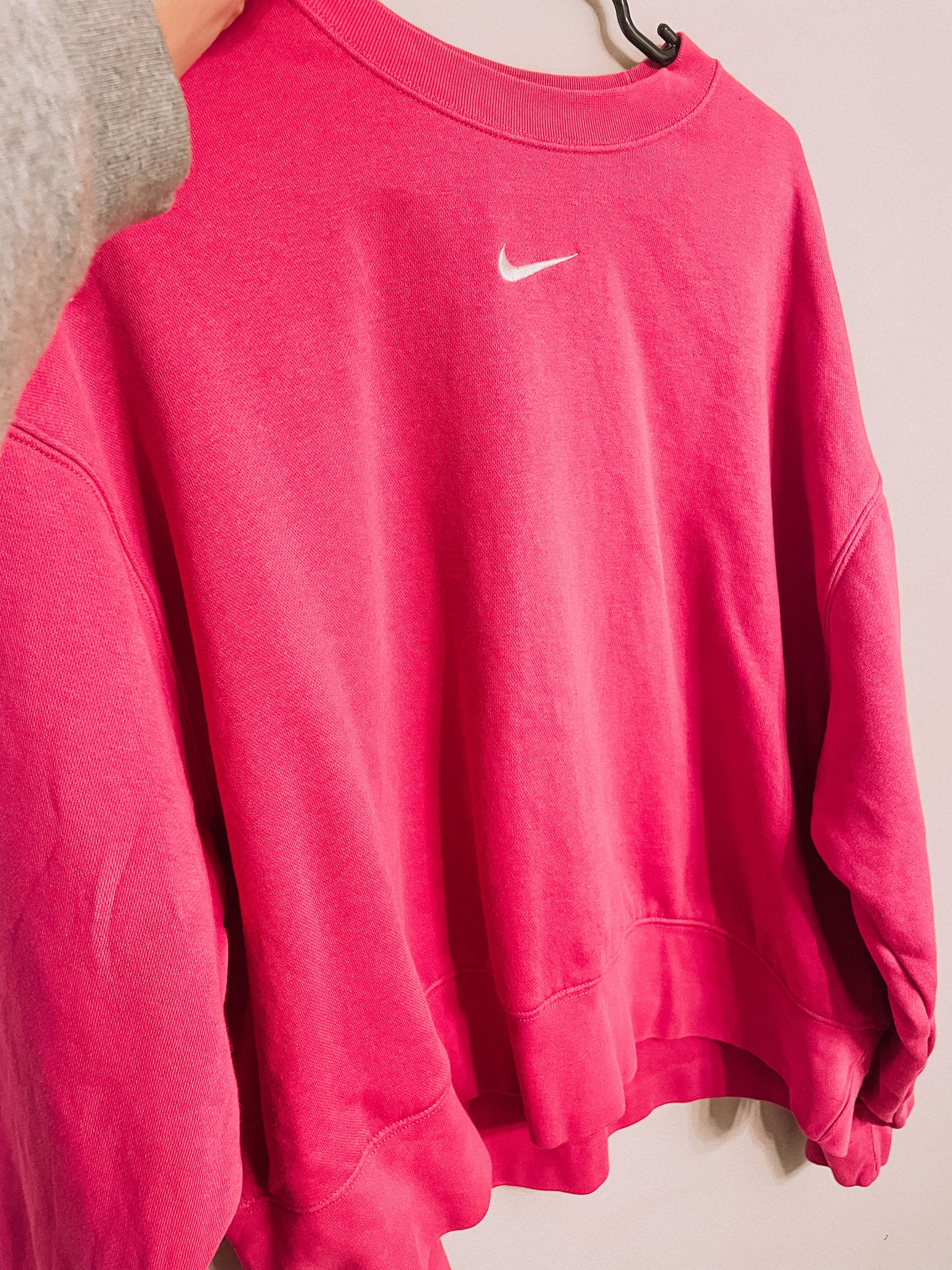 Oversized pink Nike sweatshirt 

#LTKstyletip #LTKfit