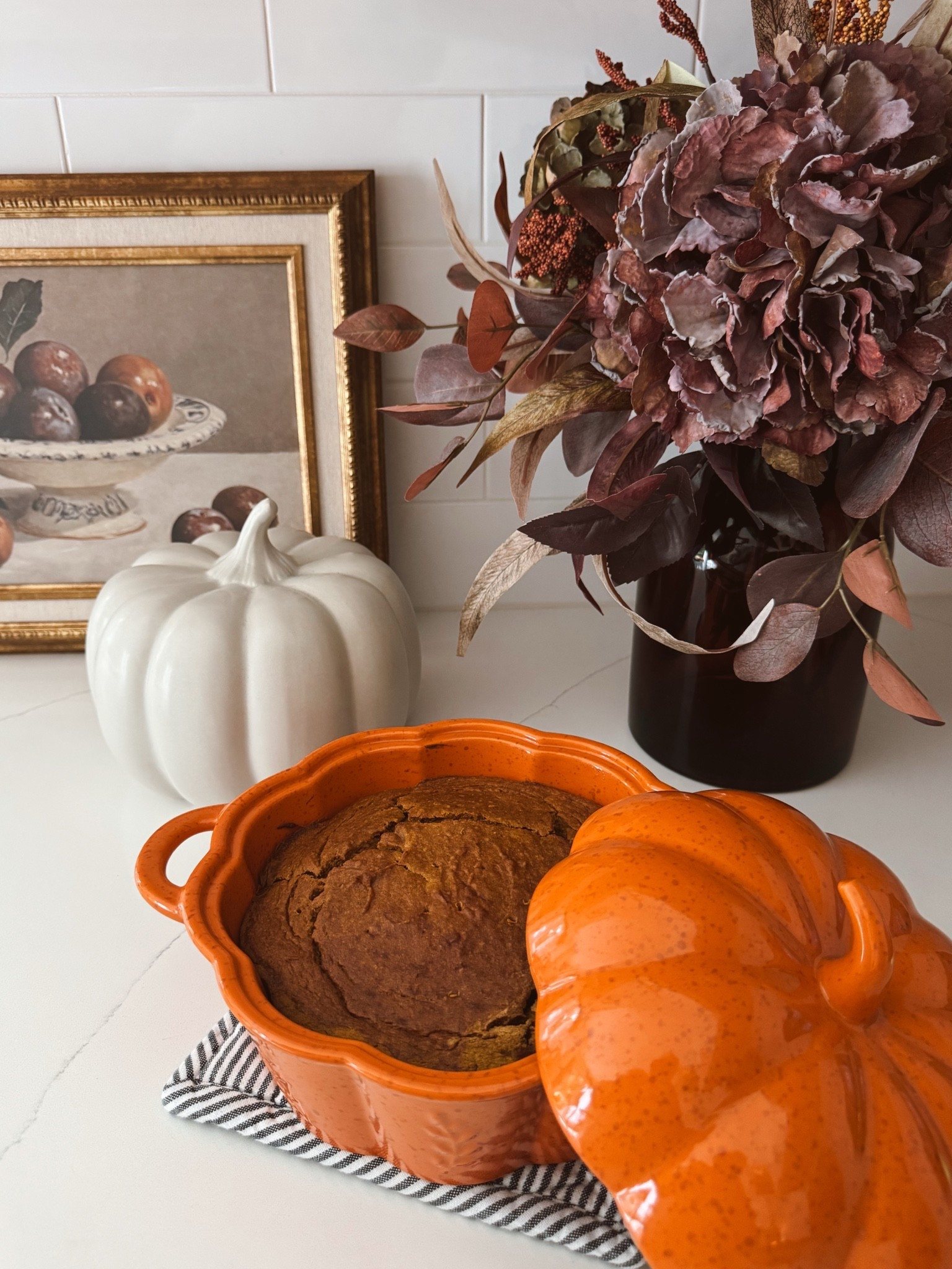 The cutest pumpkin baking dish 😍 linked like items! Also not pictured is my FAV fall scent from bath and body works

#LTKU #LTKSaleAlert #LTKSeasonal