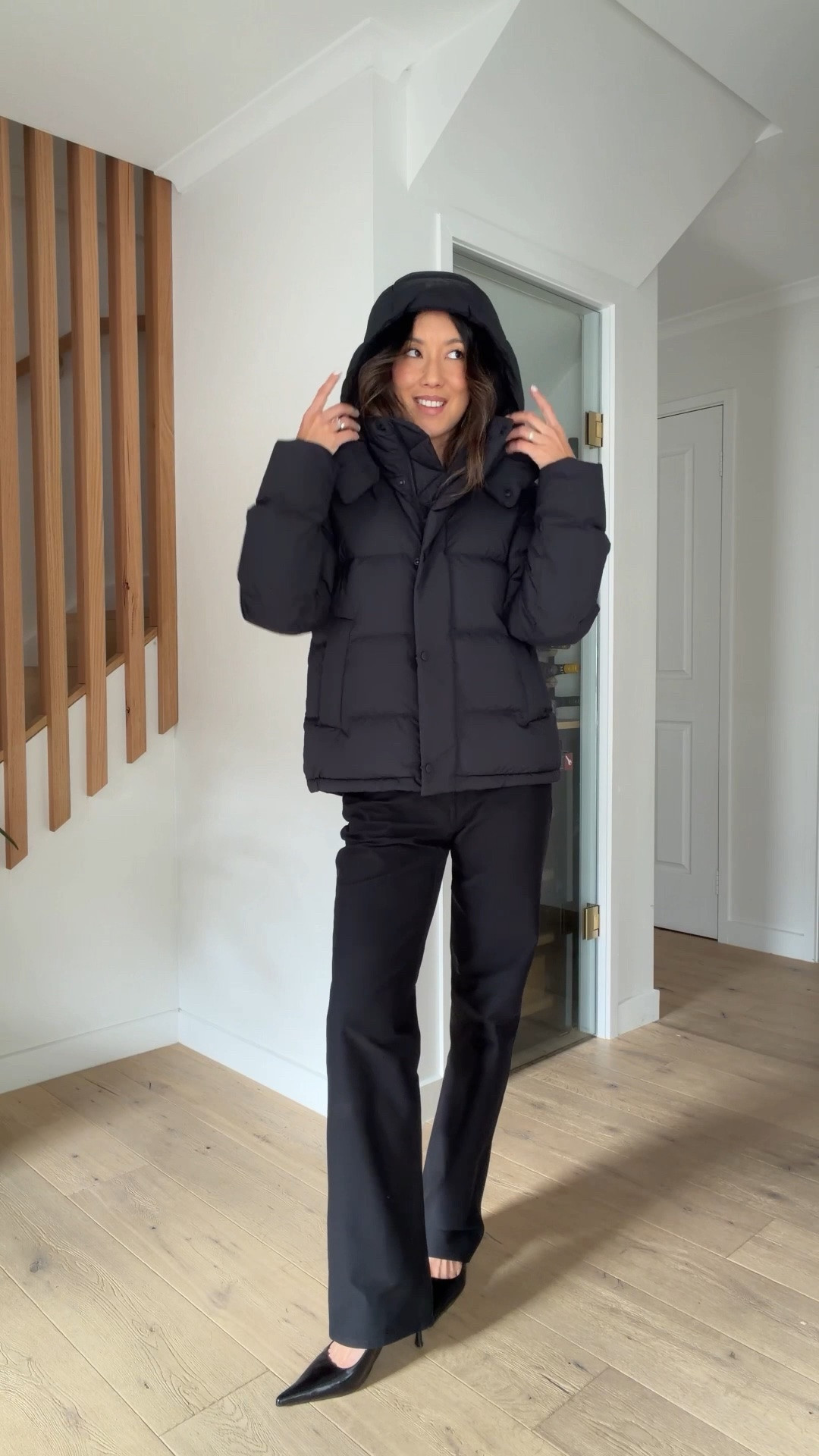 Ok I was already a @lululemon lifer, but what is this sorcery!? I don't think you could dream up something more perfect for an effortless, chic, comfortable and WARM look as the cooler months come in. 

Get ready to see me exclusively in this for the foreseeable, if Lululemon was a person she is definitely a girl's girl (slash a busy Mum who still wants to look put together) 👏🏼