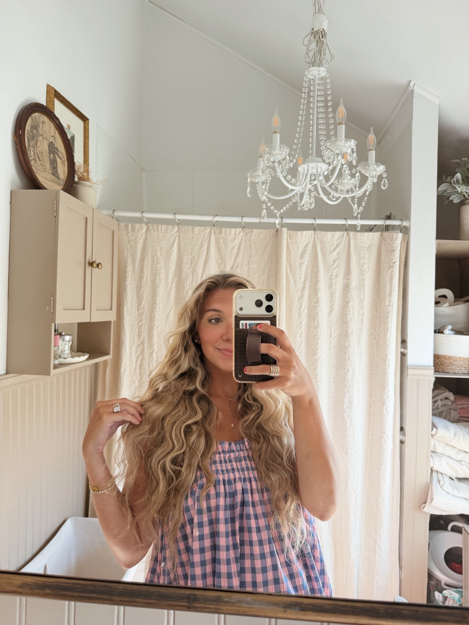 The best hair waver 👏🏼

#LTKBeauty #LTKmomlife #LTKgrwm