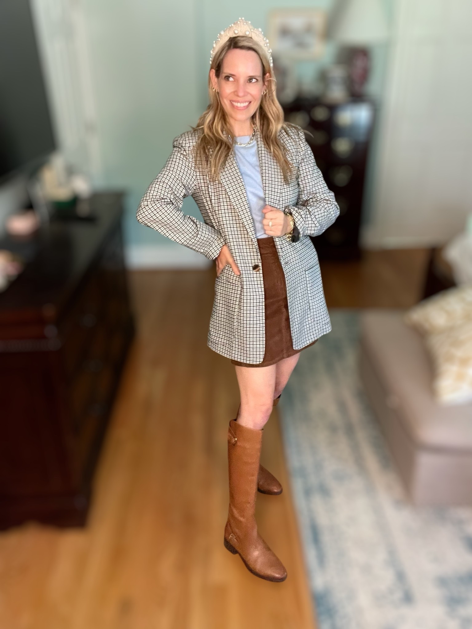 ✨ PREPPYREBEL for 10% off Melinda Maria Jewelry ✨

Classic plaid, pearls, and preppy layers 🍂 My Target plaid blazer (older style, but I’ve linked similar options!) is the perfect fall layer over a simple neutral top. I paired it with a Walmart Time & Tru corduroy mini skirt for texture and balance, and finished the look with timeless Sam Edelman riding boots (also older, with similar linked!).

For accessories, I went with the Lele Sadoughi ivory pearl headband for that signature preppy statement, plus my favorite stack of Melinda Maria Jewelry — the Lil Frankie Chain Bracelet, Baby Julian Loves Diamonds Bracelet, Not Your Basic Tennis Bracelet, and Baroness Huggies. The look is tied together with the chic Abbott Lyon Two-Tone Pearl Link Nueva watch ⌚ for everyday polish.

📌 A perfect fall outfit for coffee dates, pumpkin patch visits, or work-to-weekend wear.

#LTKstyle #LTKFallFashion #TargetStyle #WalmartFashion #SamEdelman #MelindaMariaJewelry #PREPPYREBEL #LeleSadoughi #PreppyStyle


#LTKWorkwear #LTKFindsUnder100 #LTKFindsUnder50