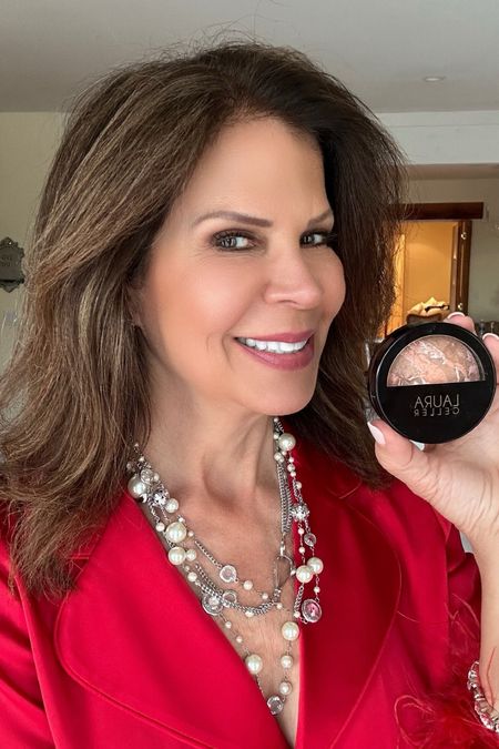 Laura Geller

When the girls are getting ready all around you for our Valentine pajama party, 💕 🥂 and all you want to do is get your make up on! #ad

Good thing  @lauragellerbeauty is mistake proof! Even distracted I was able to put together a fabulous party look in no time.

What I used:
(Already had eye shadow on - The Delectables 14 Multi-Finish Baked Eyeshadows) 
 ⭐️ Laura Geller Skin Perfecting Primer in Diamond - perfect skin prep with a subtle glow 
⭐️ Baked Balance-N-Glow Illuminating Foundation  in Medium - use as much or as little as you want (I use it as a setting powder too!) 
⭐️ Baked Blush-N-Bronze in Ginger Bronze Natural Finish - fab build able color combines the warmth of a bronzer and the soft flush of a blush
⭐️ Kajal Eyeliner in Antique Bronze - use as liner or shadow 
⭐️ Italian Marble Lipstick in Honey Bun - gorgeous moisturizing color 

The above products are some of my absolute favorites! Click the link 🔗 in my bio and click Shop My LTK/Shopping 🛍️with Gigi to take a peek, or see my Shop My Faves Highlights. 

#LTKsalealert #LTKbeauty #LTKMostLoved