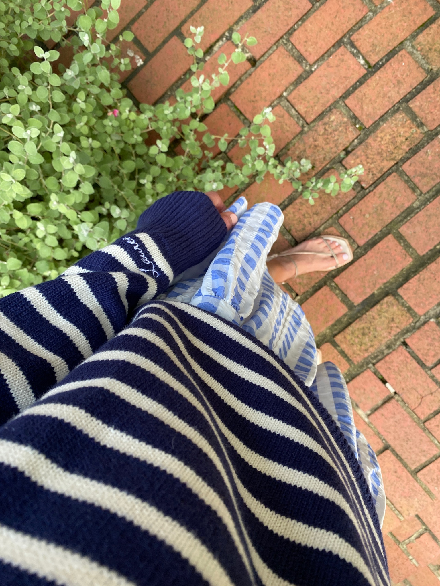 love the script monogram on this sweater 🤍 shorts have been a go-to all summer ☀️

#LTKstyletip #LTKSeasonal #LTKFind