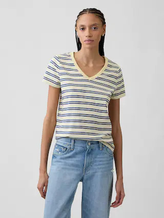 Favorite V-Neck T-Shirt | Gap Factory