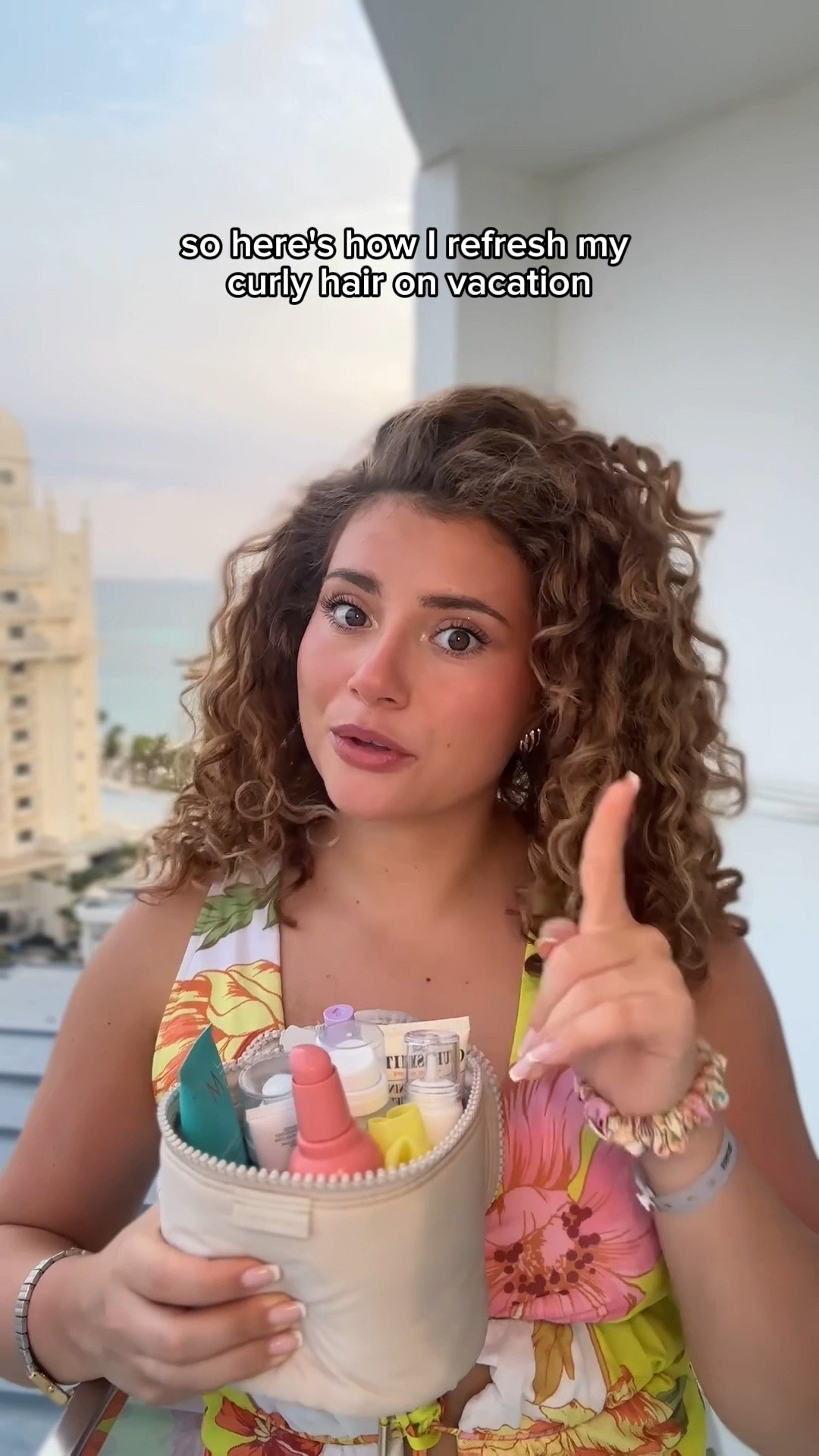 5 minute no water curly hair refresh routine 