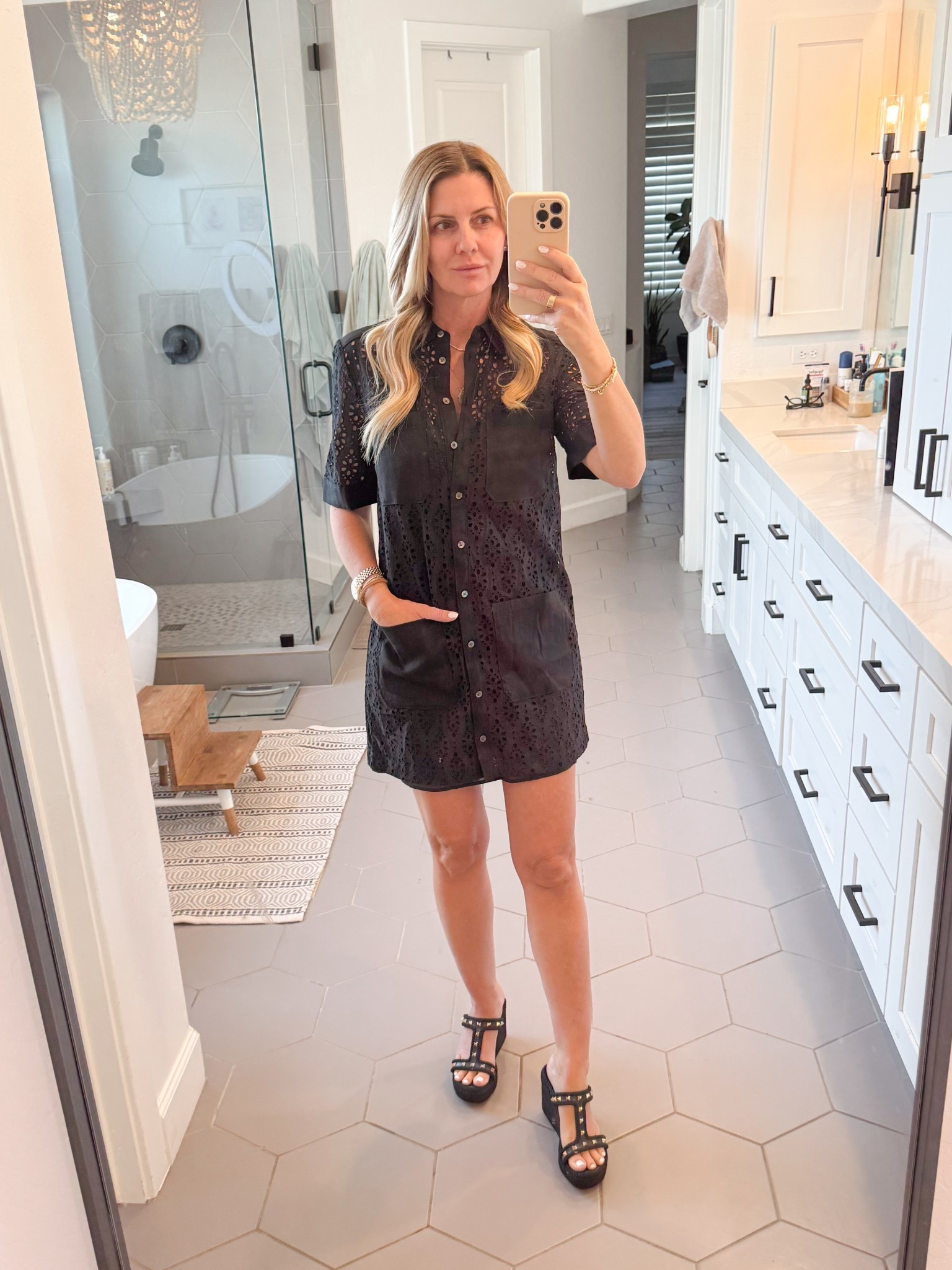 Little Black Dresss

#LTKSaleAlert #LTKSeasonal #LTKStyleTip