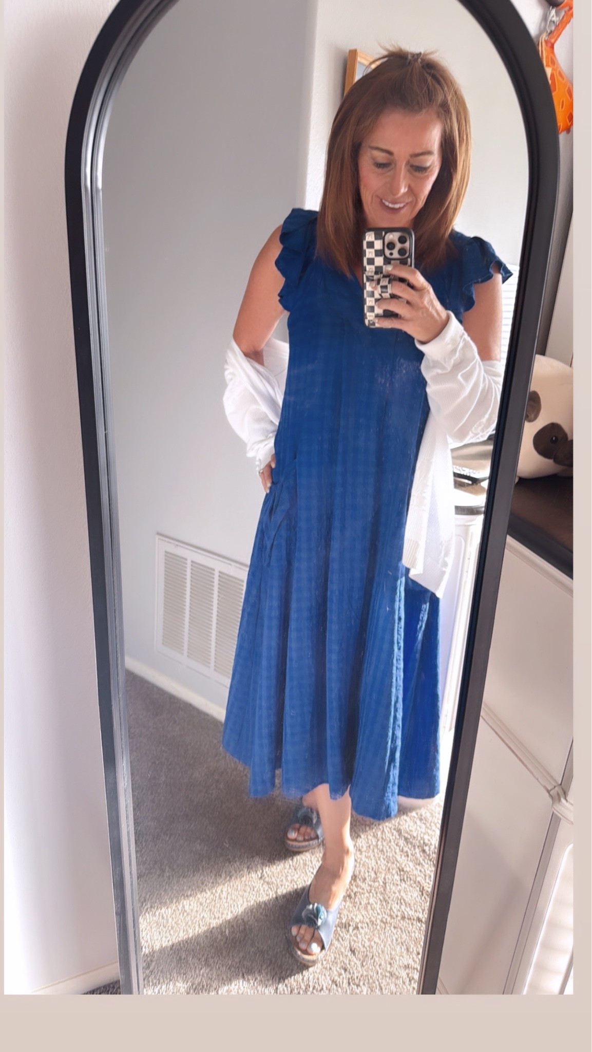 Dress is not exact / got from a boutique 6 years ago.