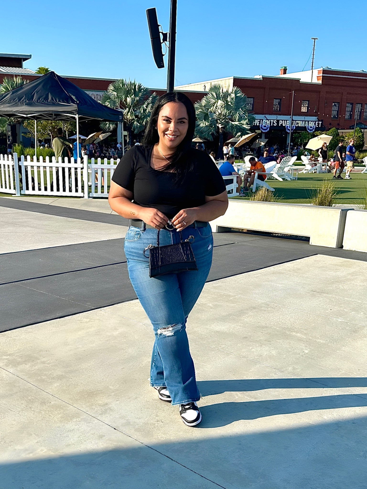 Favorite Combo 🖤🤍
The Bag it’s From Miss Lola.

#LTKcurves #LTKFind #LTKstyletip