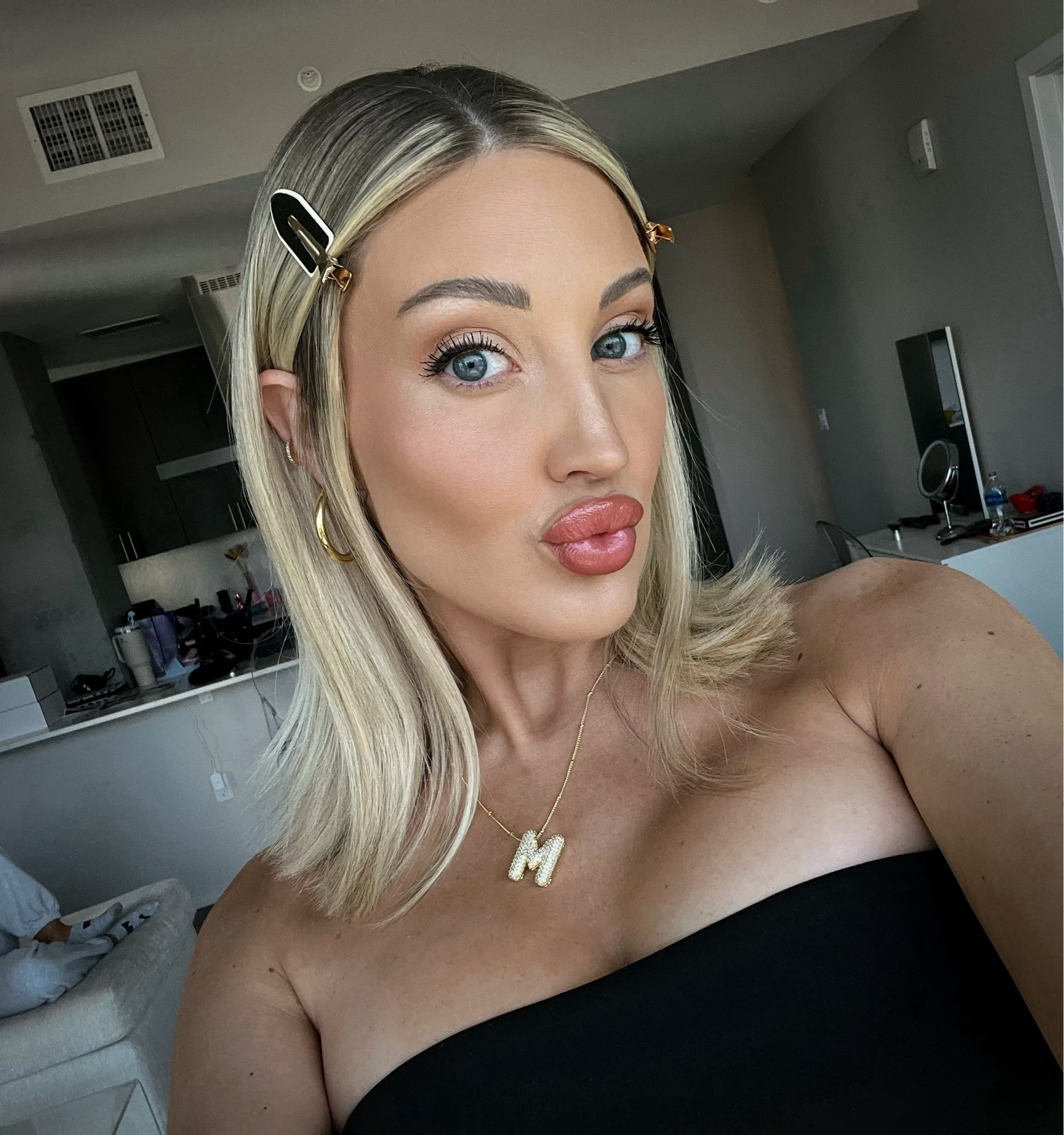 Makeup routine 🥰

#LTKFindsUnder50 #LTKStyleTip #LTKBeauty