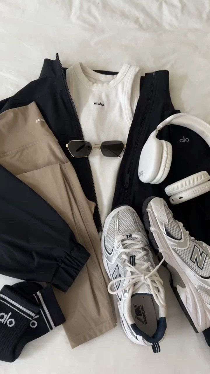 Activewear 

#LTKFitness #LTKWatchNow #LTKActive