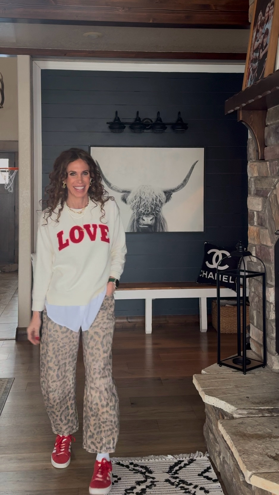 🎯Target Valentines Day sweater and a little leopard 🐆❣️

#LTKWatchNow #LTKStyleTip #LTKFindsUnder100