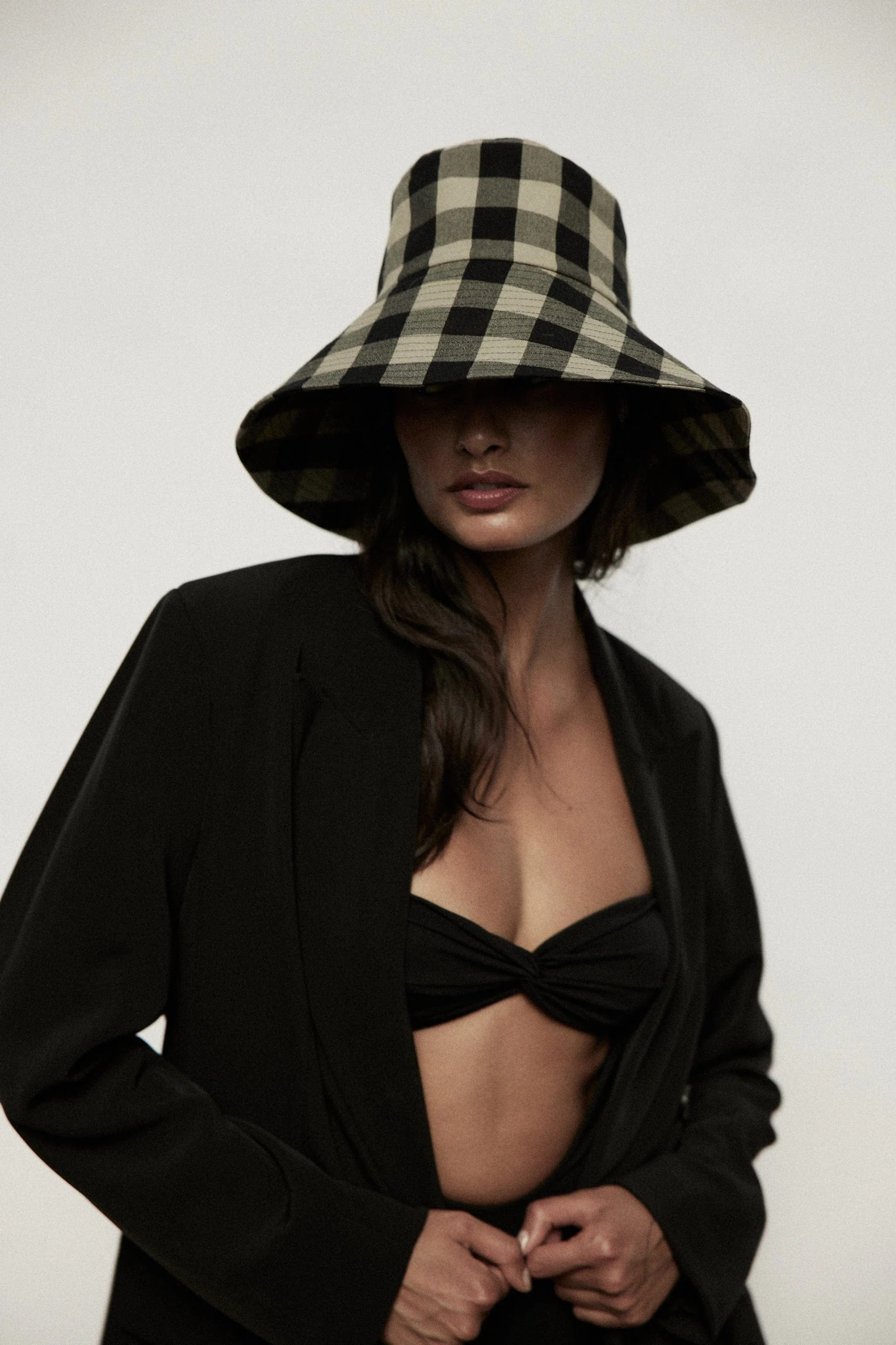 Darcy | Janessa Leone