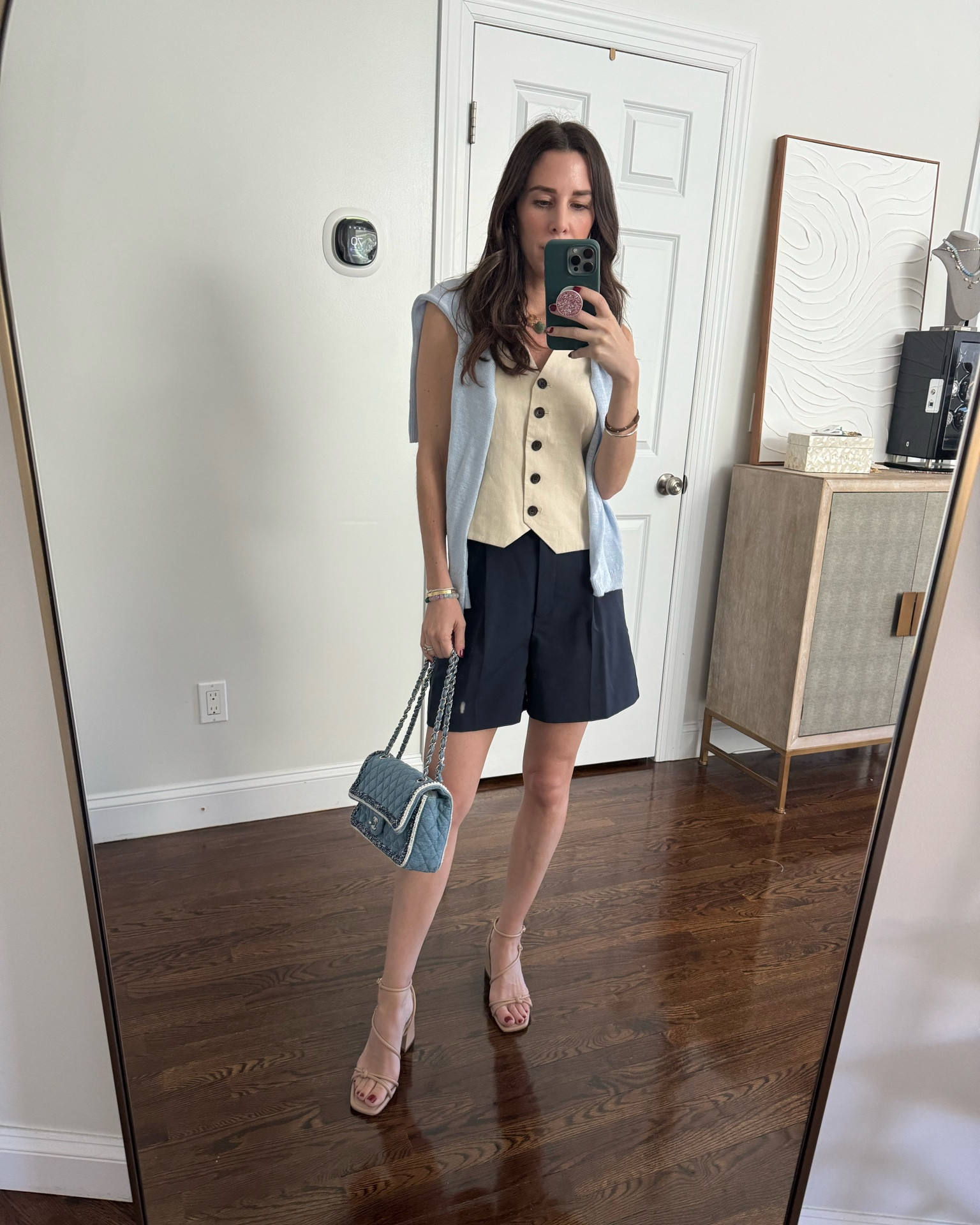 Styling my favorite tailored shorts for Spring. 


#LTKfindsunder100 #LTKfindsunder50 #LTKsalealert