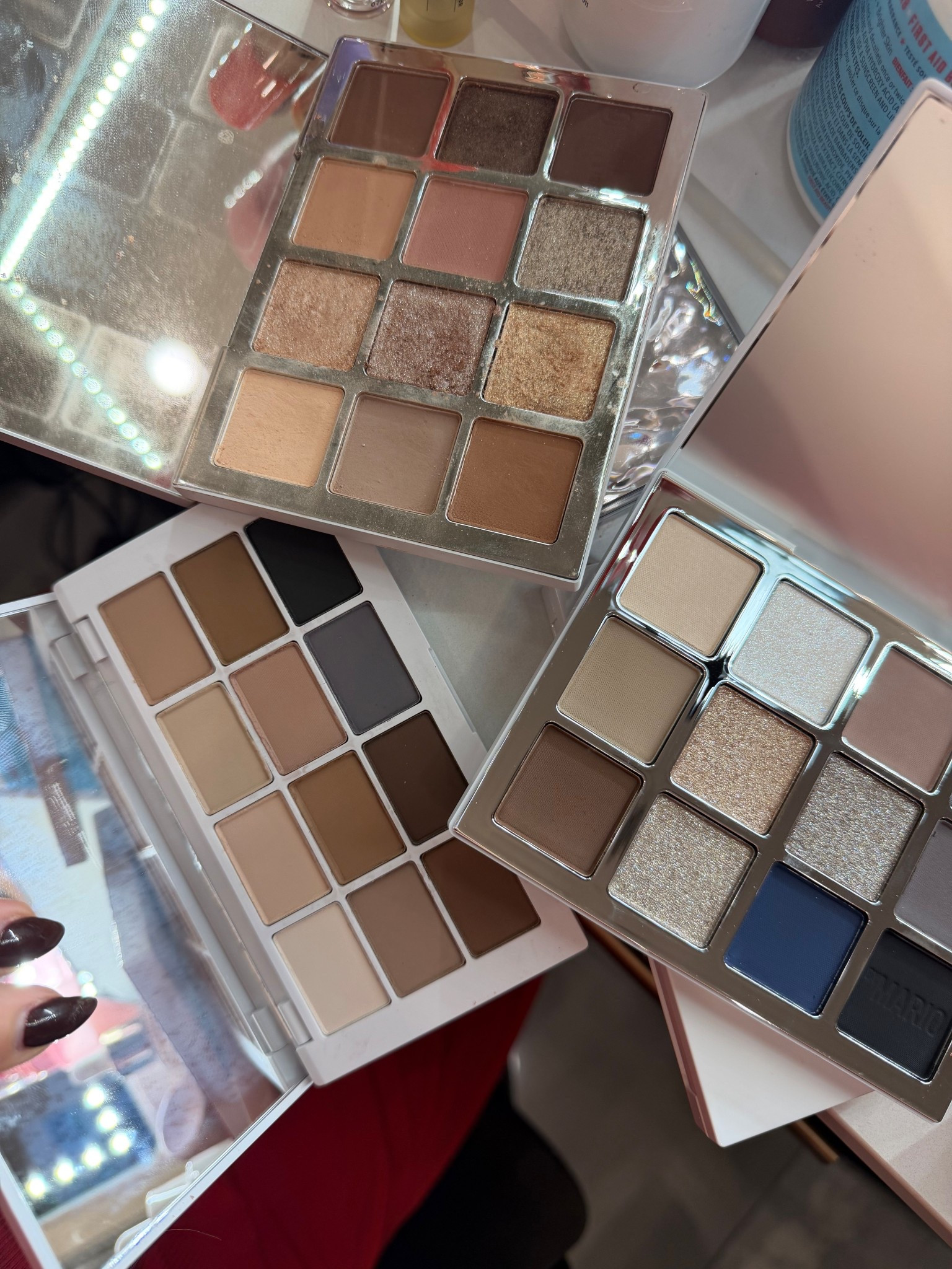 
So excited to share some of my favorites from @sephora for the holidays! Each would make a great gift for yourself, a friend and/or a teen! promo code SAVEGIFTS 12/5 - 12/14. Stacks with: Free Same Day Delivery offer (12/5-12/24) Code QUICKGIFTS (multiuse).
Make sure to join the Beauty Insider Program.
#sephorapartner #ad

