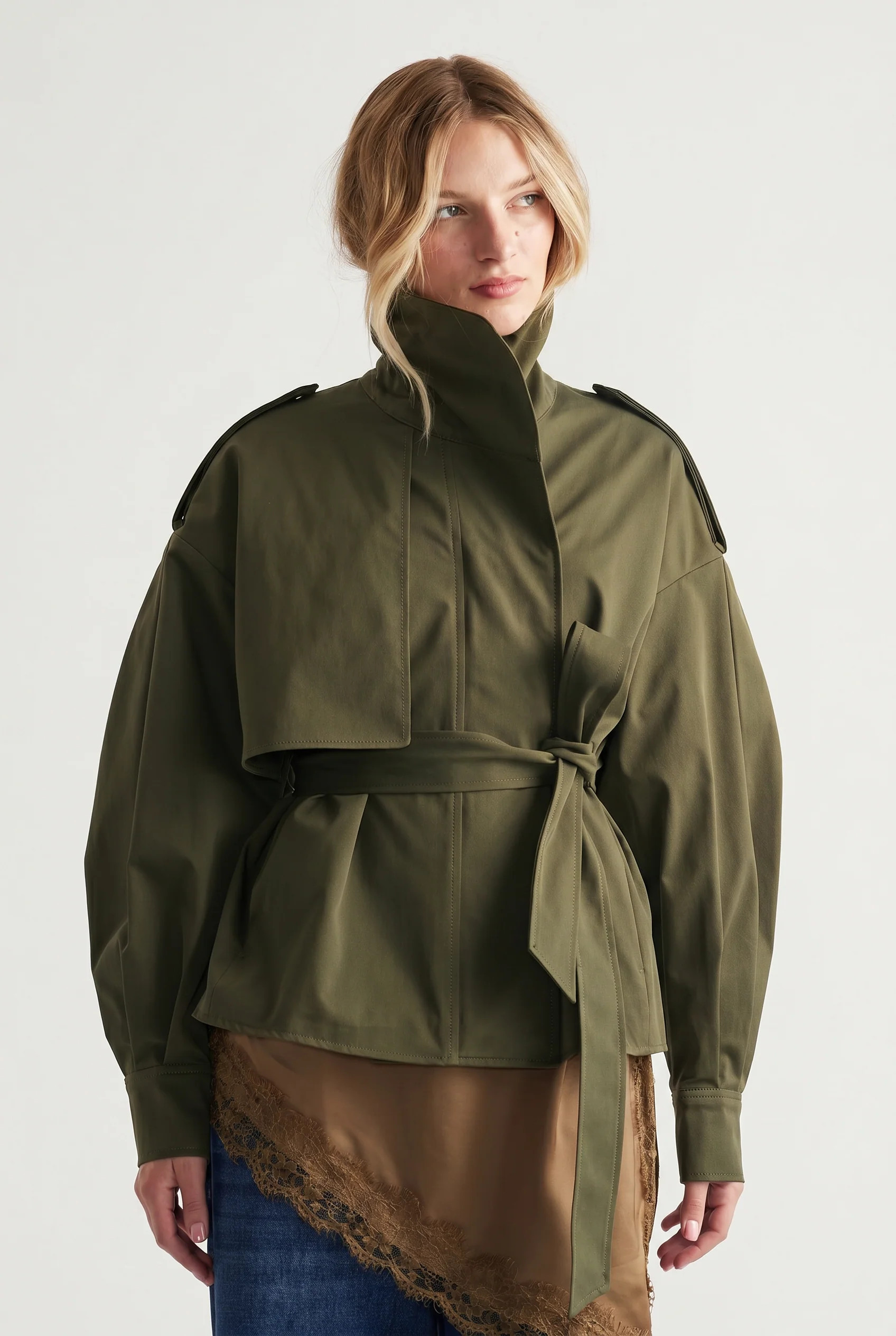 Lila Cropped Trench - Cypress Green | DECJUBA