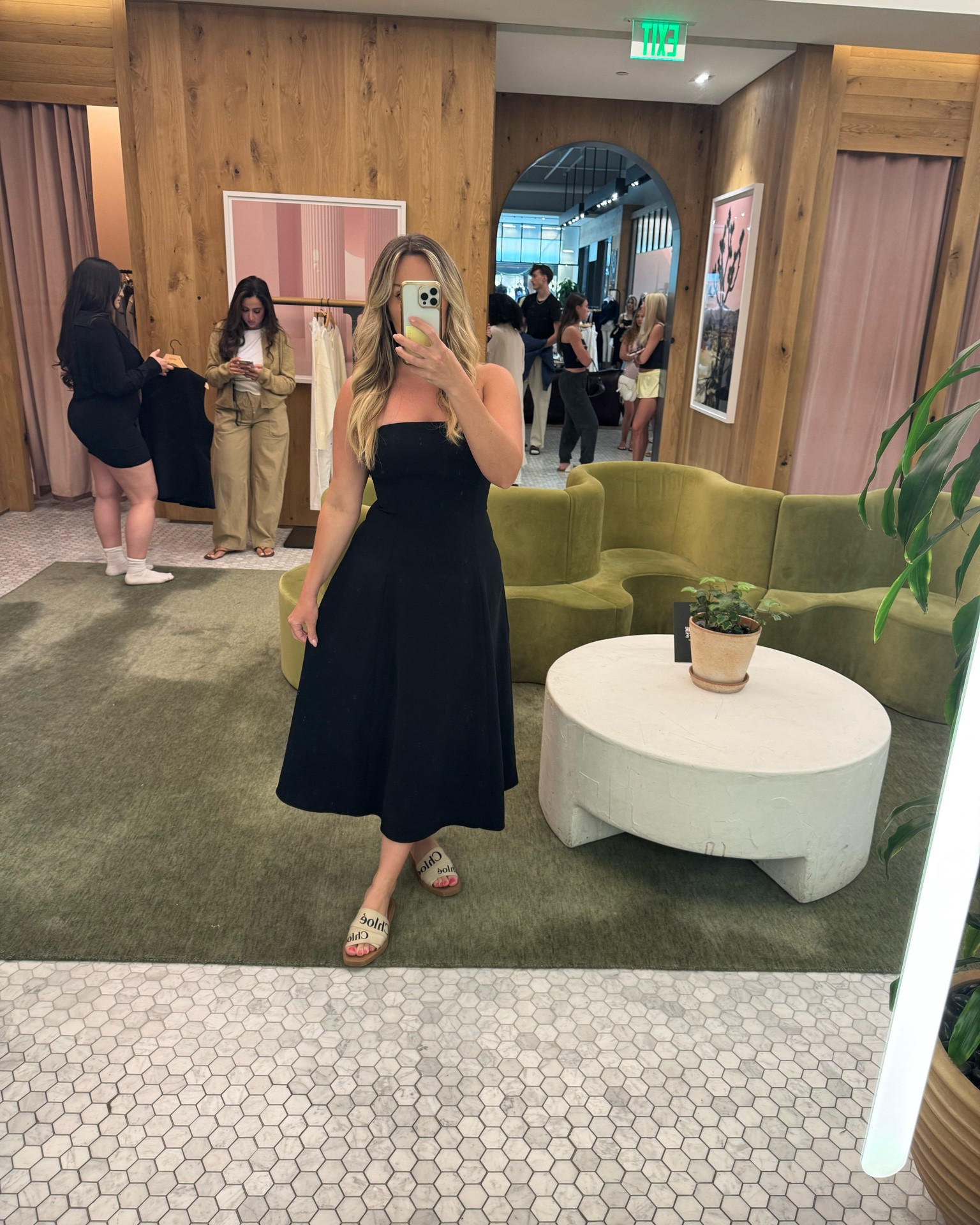@Aritzia styling appointment looks . Their Private Client sale is happening now

#LTKSaleAlert #LTKHome