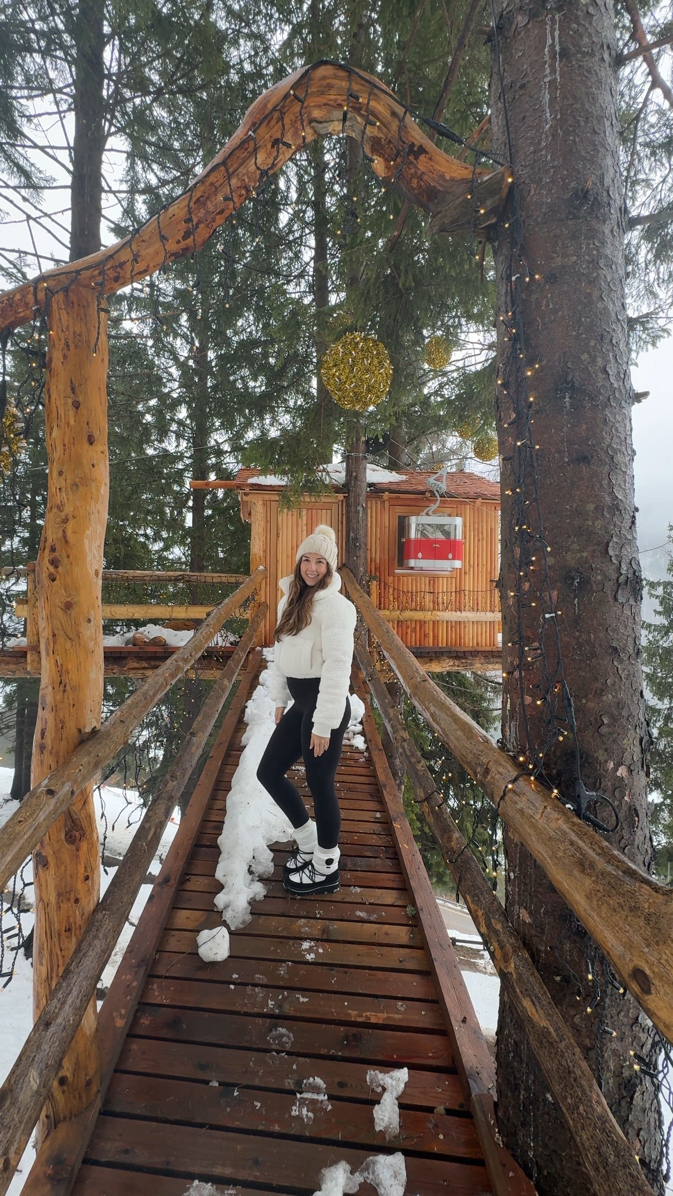 Winter outfit inspiration for snowy destinations 

My go to travel picks for winter destinations like Aspen Colorado, Italian Dolomites, or the French and Swiss Alps! I always reach for a cropped puffer jacket, like this Sherpa one! I paired this one with my go-to travel leggings, Lululemon Aligns in black (they pair with everything and are so comfortable) and then my Pajar Canada Winter boots. 

I linked a few cropped puffer jacket alternatives I have had my eye on, and Moon Boots which are very similar to my Pajar pair. 

#LTKFindsUnder100 #LTKTravel #LTKSeasonal