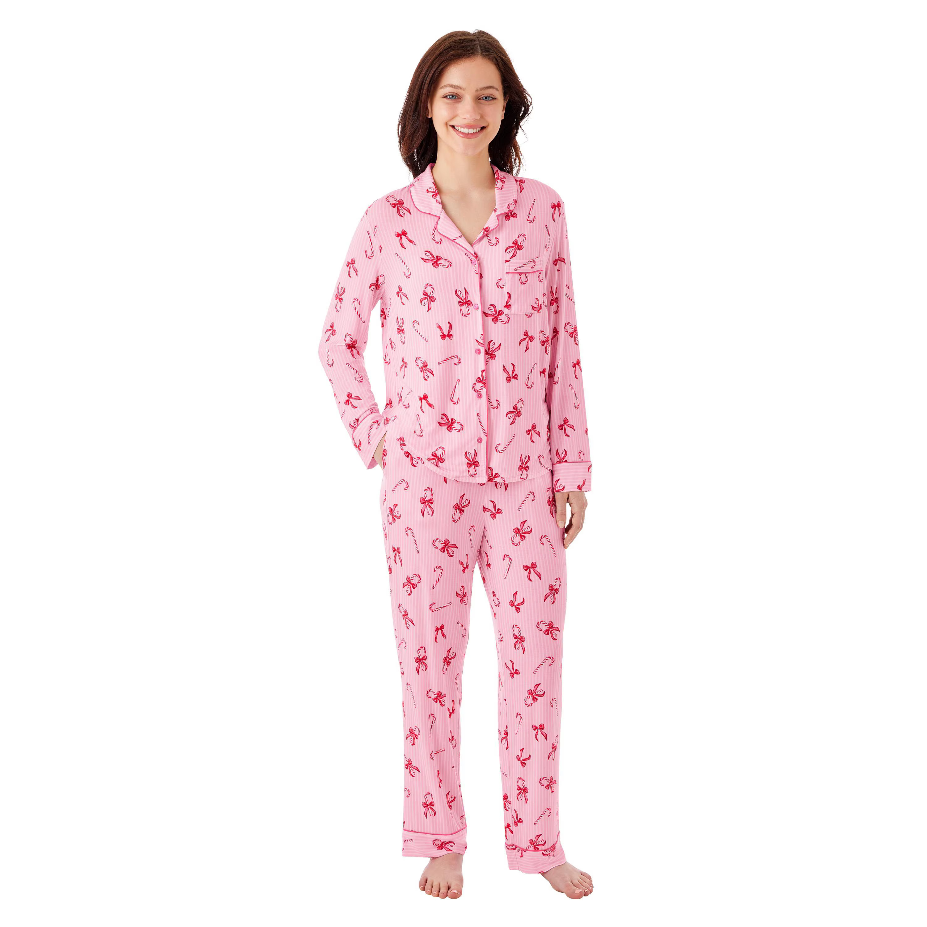 DreamMark Women's 2-Piece Holiday Notch Collar Pajama Set | Sam's Club